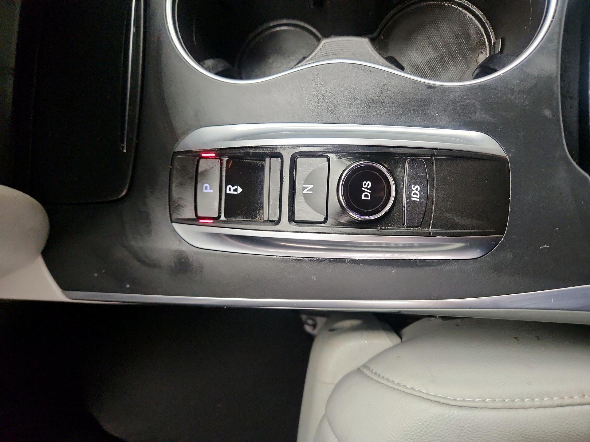 Thumbnail: 2016 Acura MDX - 18