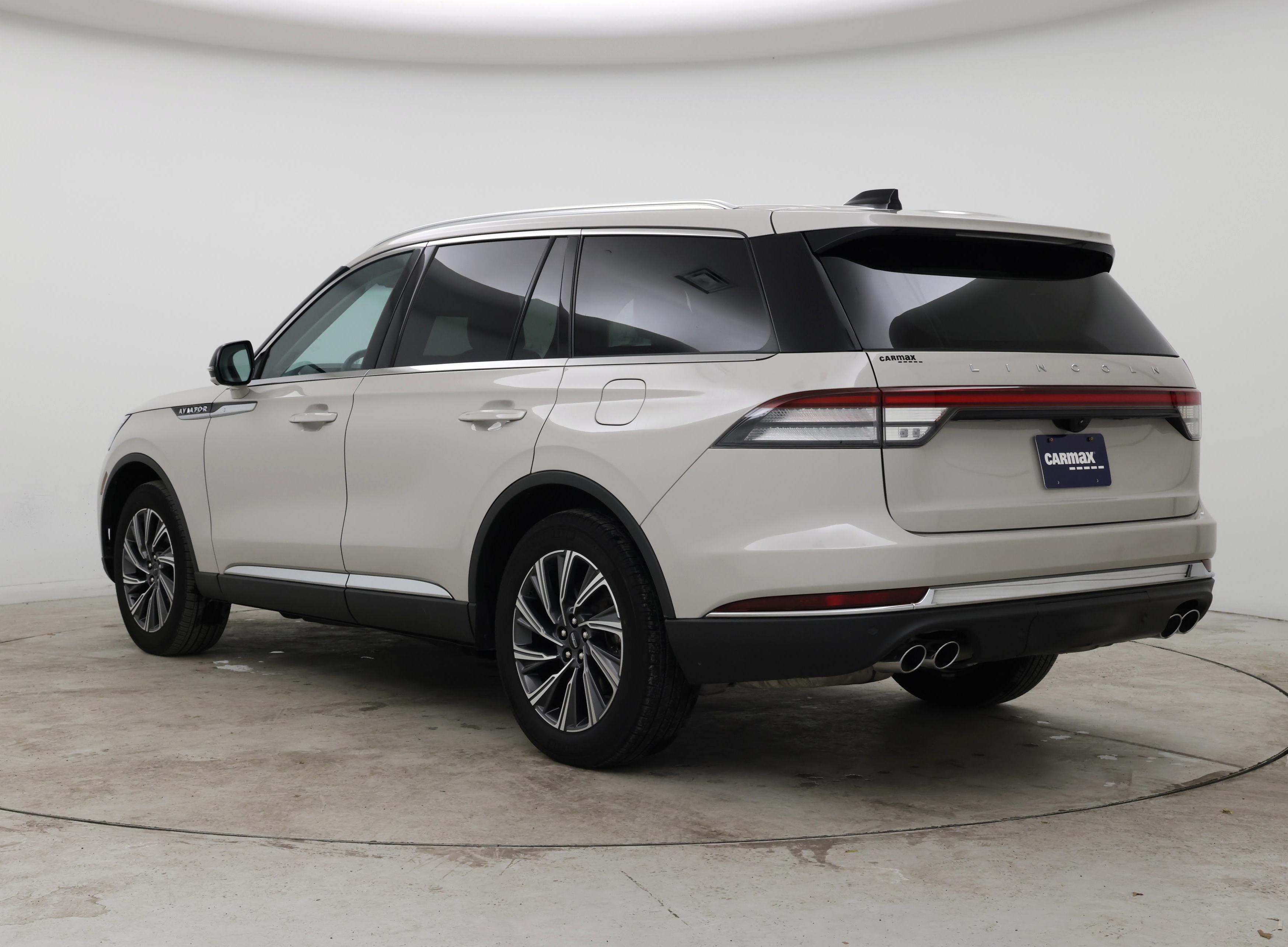 Thumbnail: 2025 Lincoln Aviator - 2