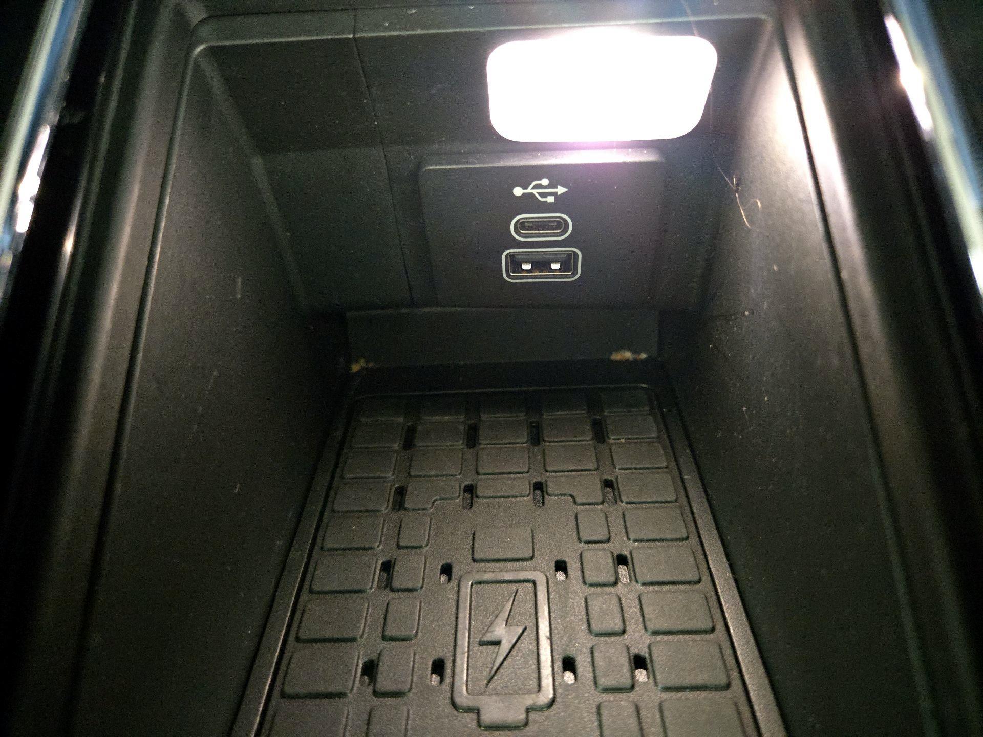 Thumbnail: 2025 Lincoln Aviator - 19