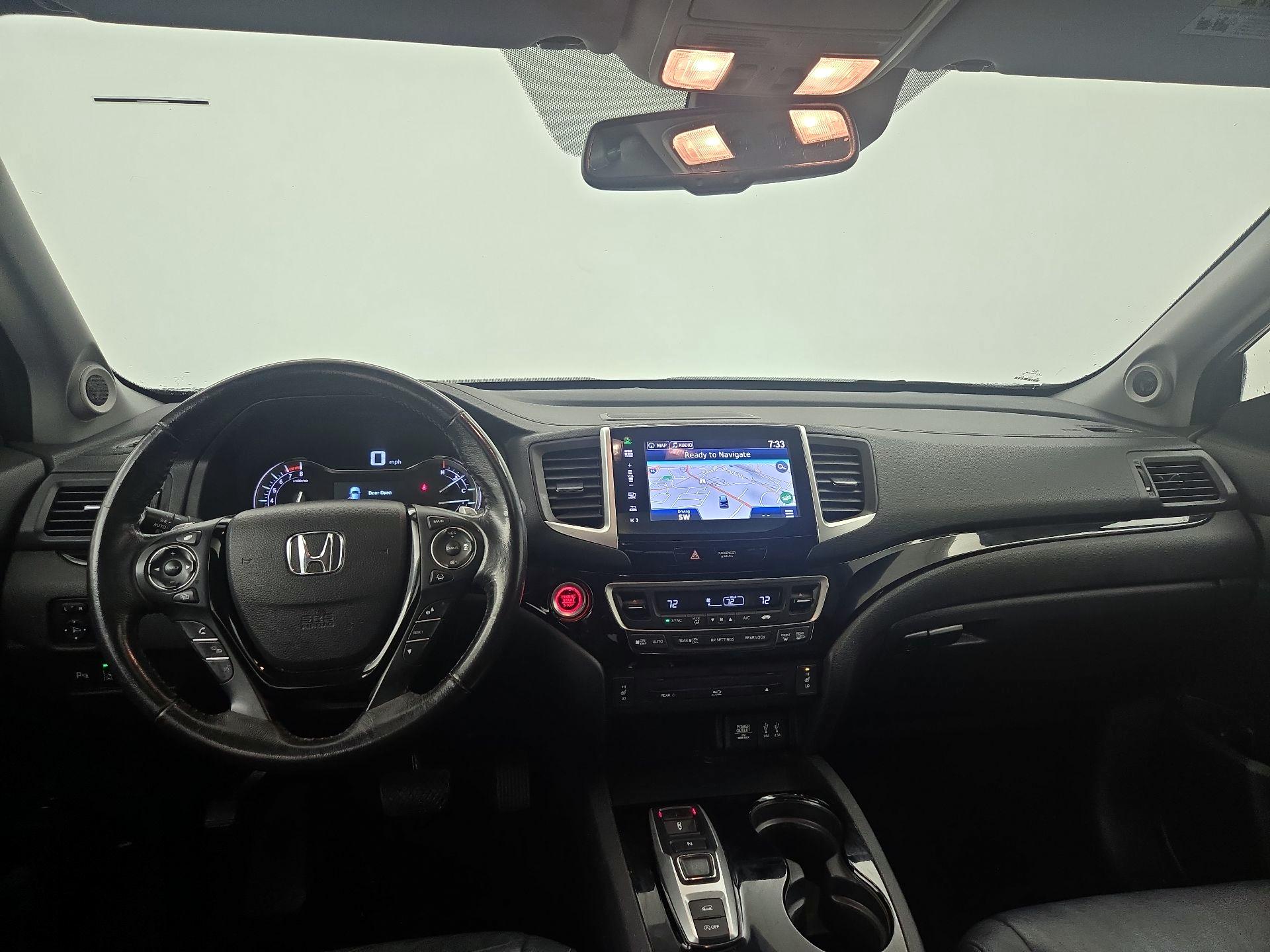 Thumbnail: 2016 Honda Pilot - 9