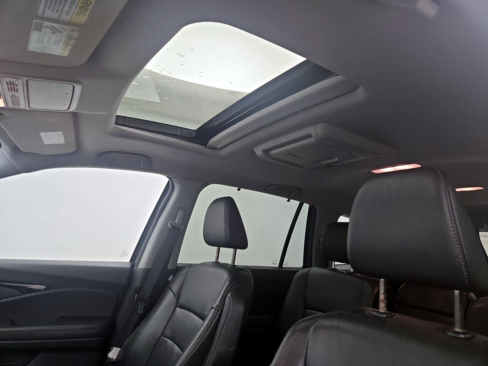 Thumbnail: 2016 Honda Pilot - 20