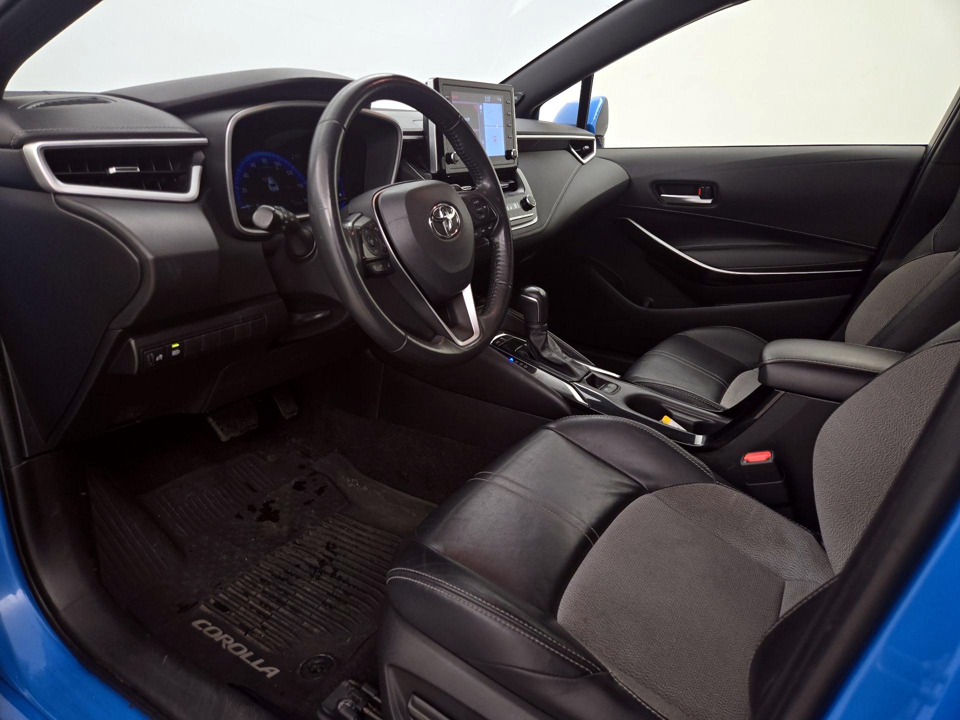 Thumbnail: 2022 Toyota Corolla - 11