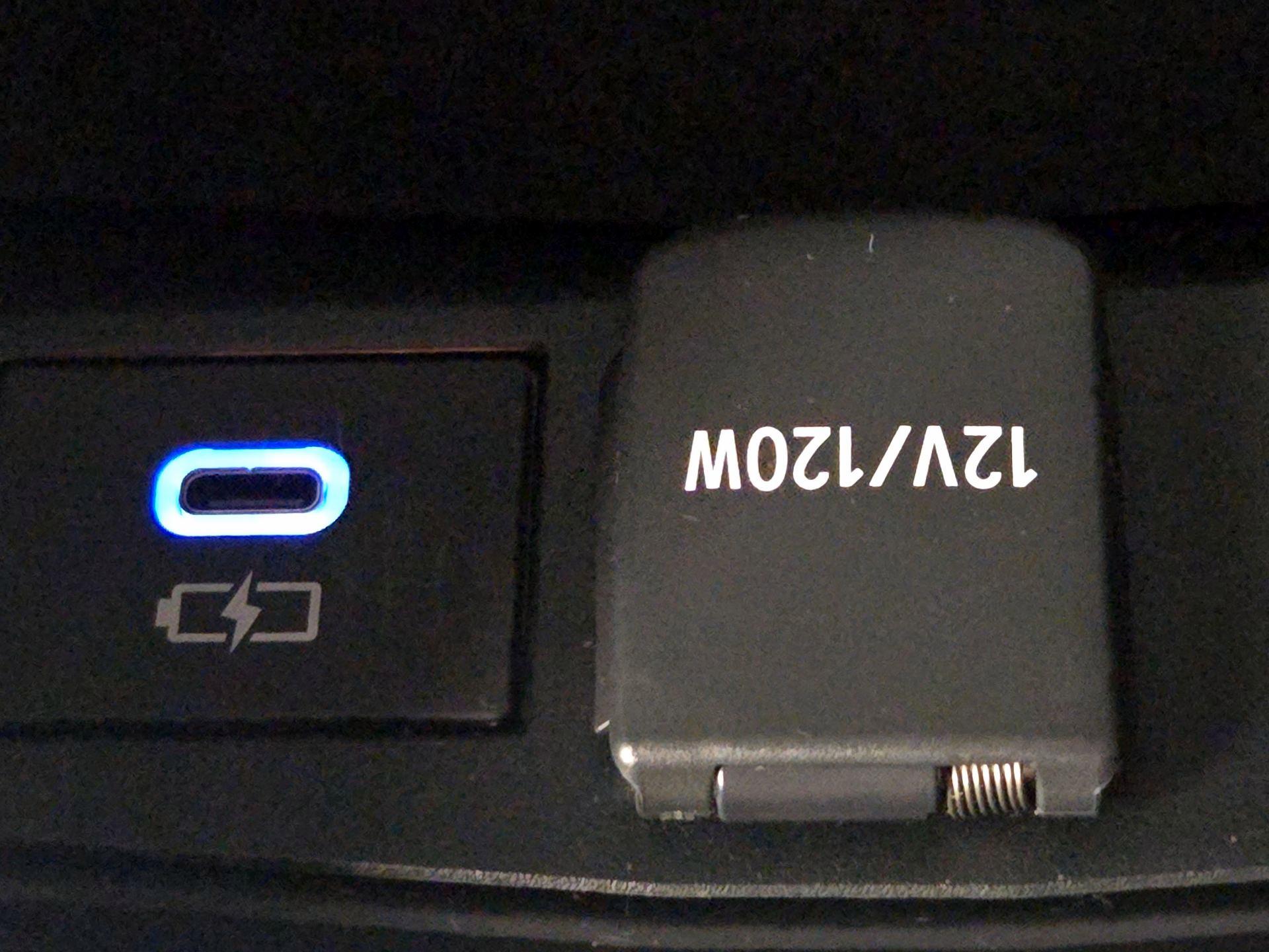 Thumbnail: 2022 Toyota Corolla - 19