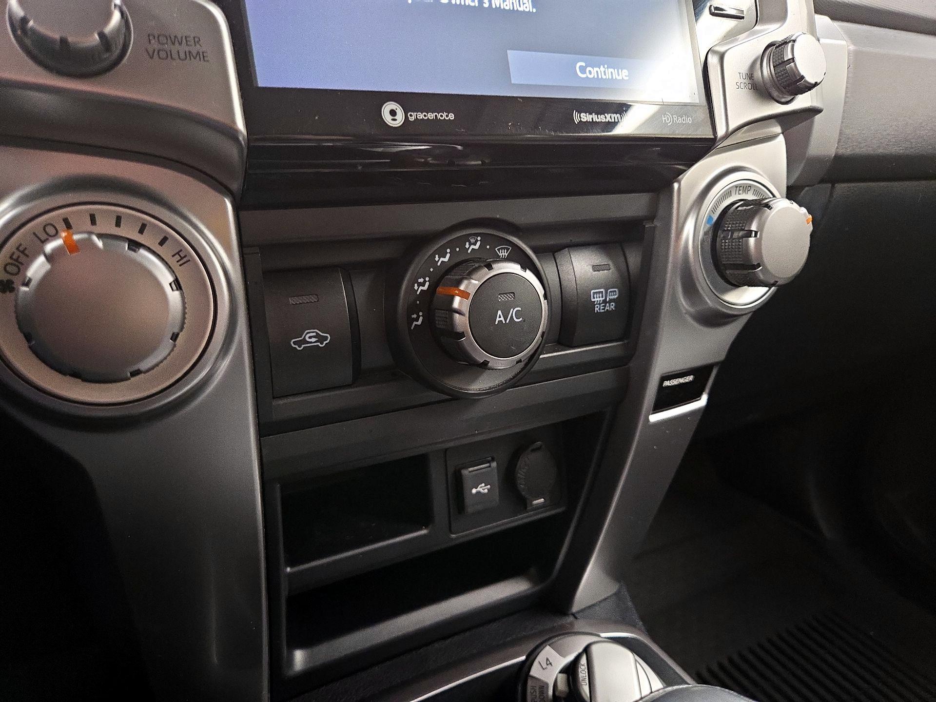 Thumbnail: 2021 Toyota 4Runner - 17