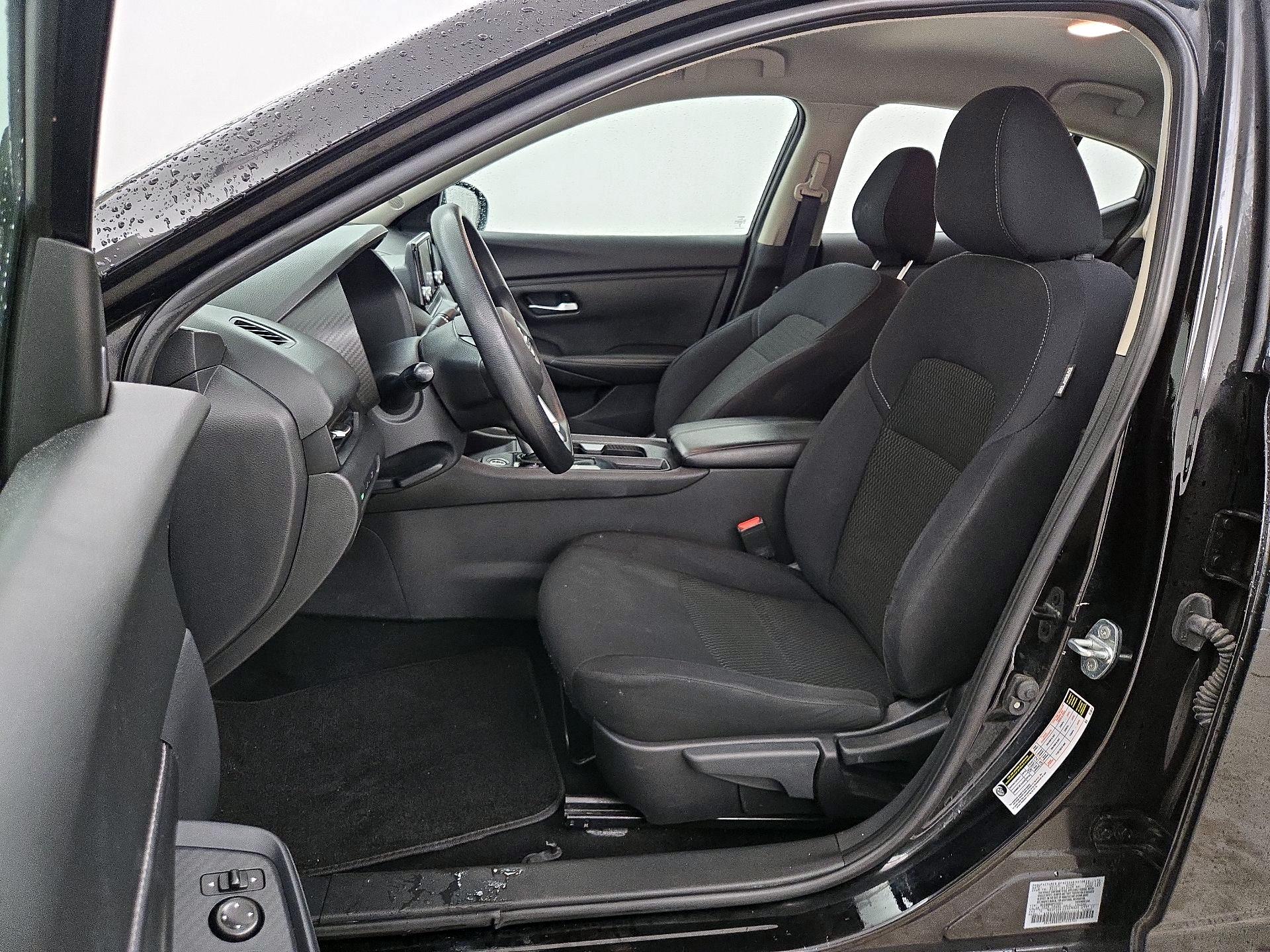 Thumbnail: 2023 Nissan Sentra - 11