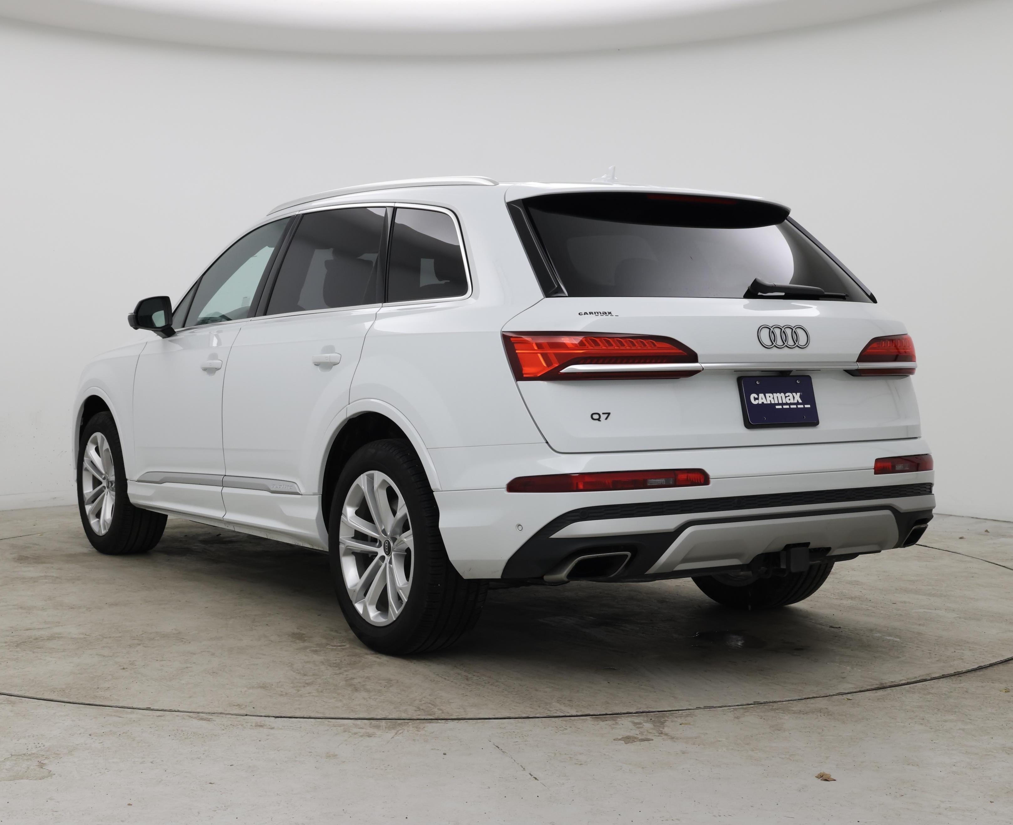 Thumbnail: 2025 Audi Q7 - 2