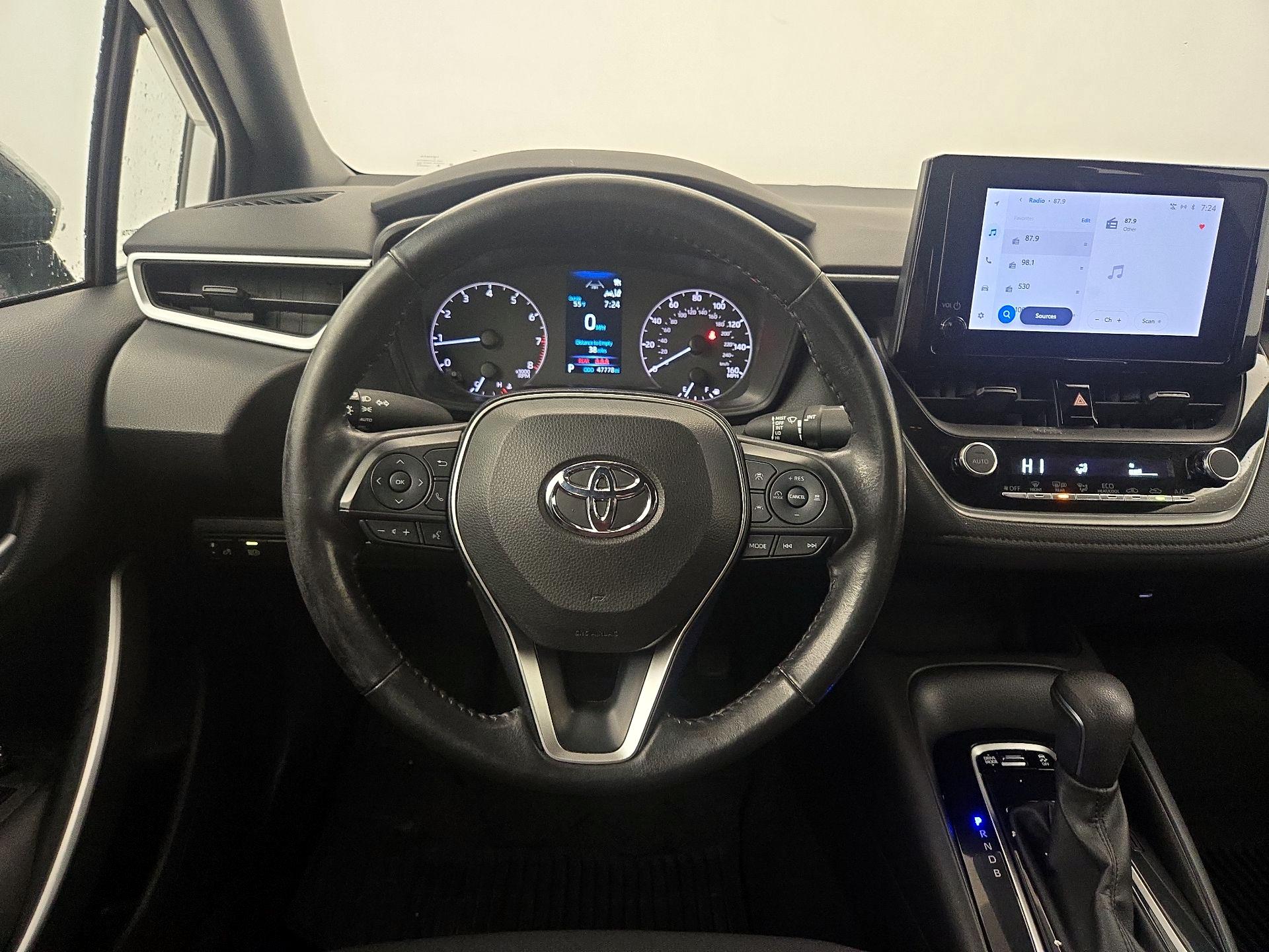 Thumbnail: 2023 Toyota Corolla - 10