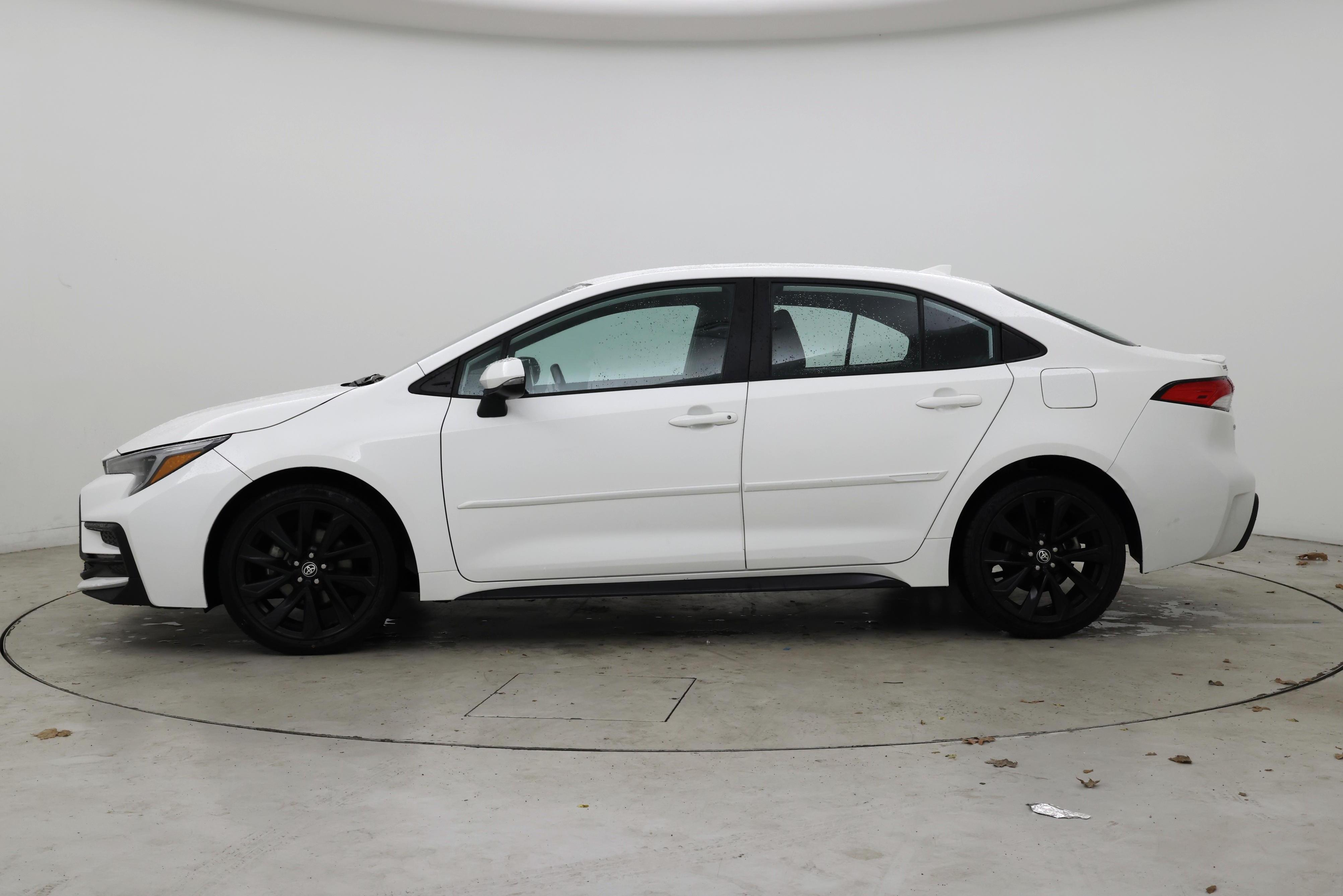 Thumbnail: 2023 Toyota Corolla - 3