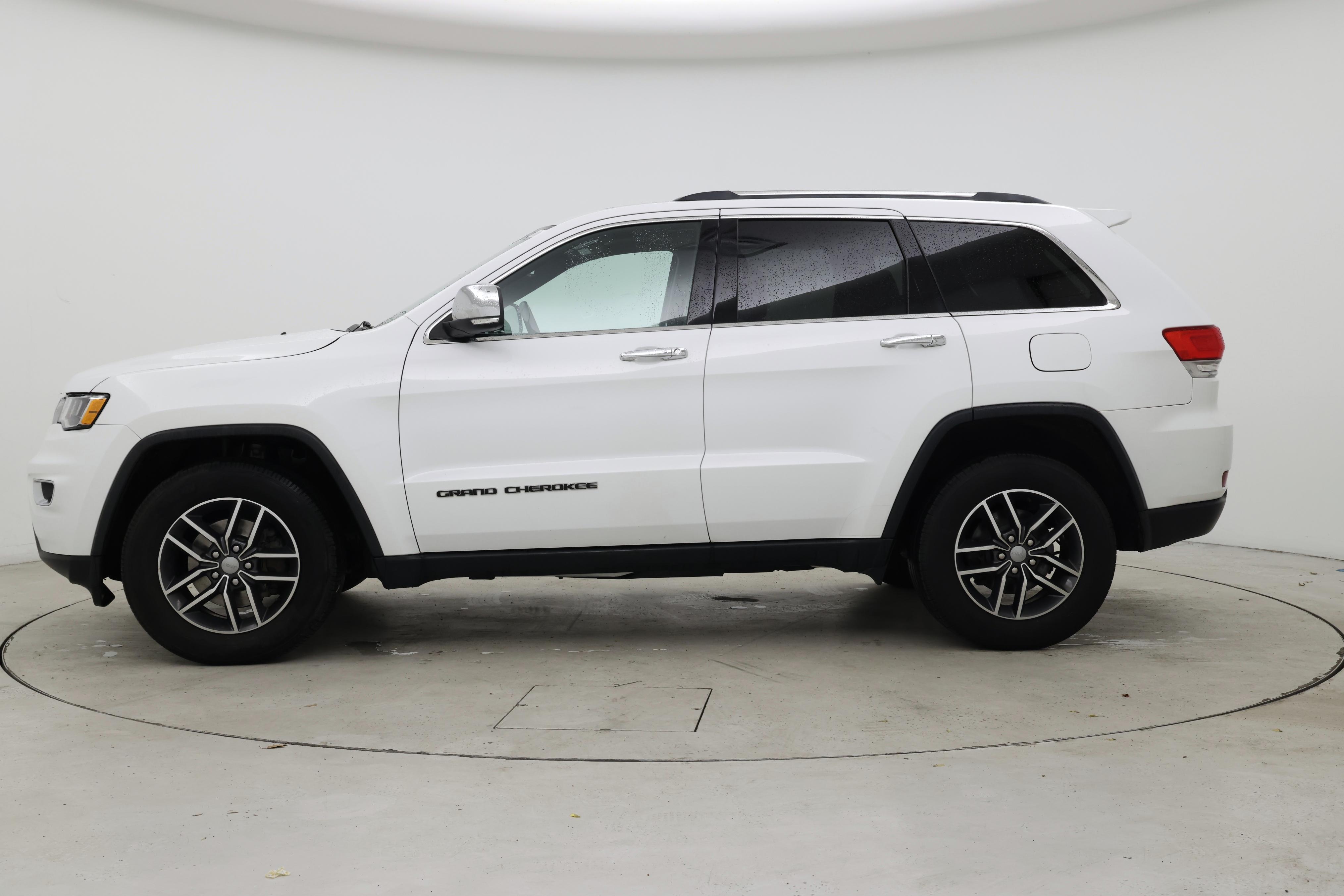 Thumbnail: 2018 Jeep Grand Cherokee - 3