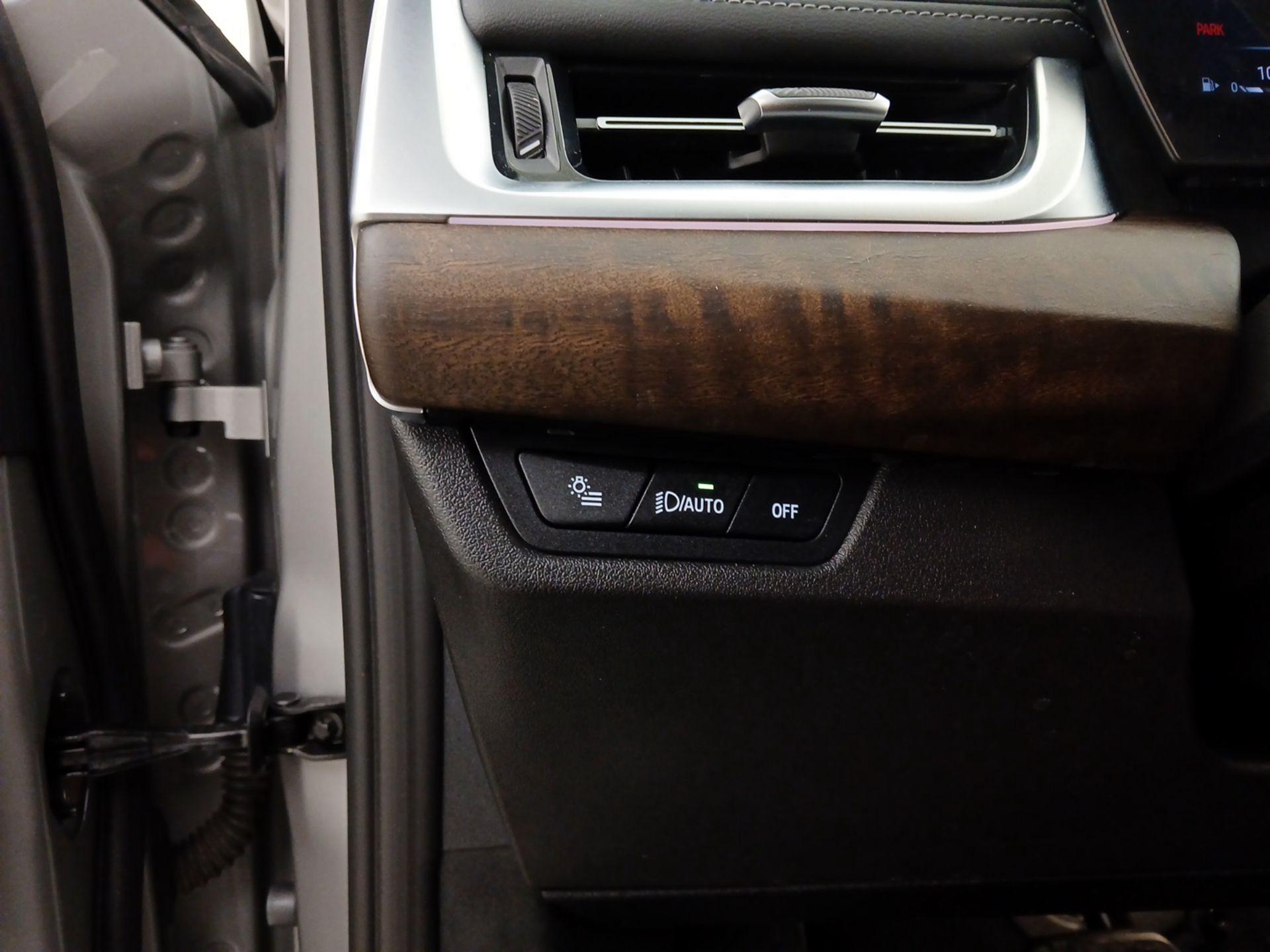 Thumbnail: 2023 BMW X1 - 13