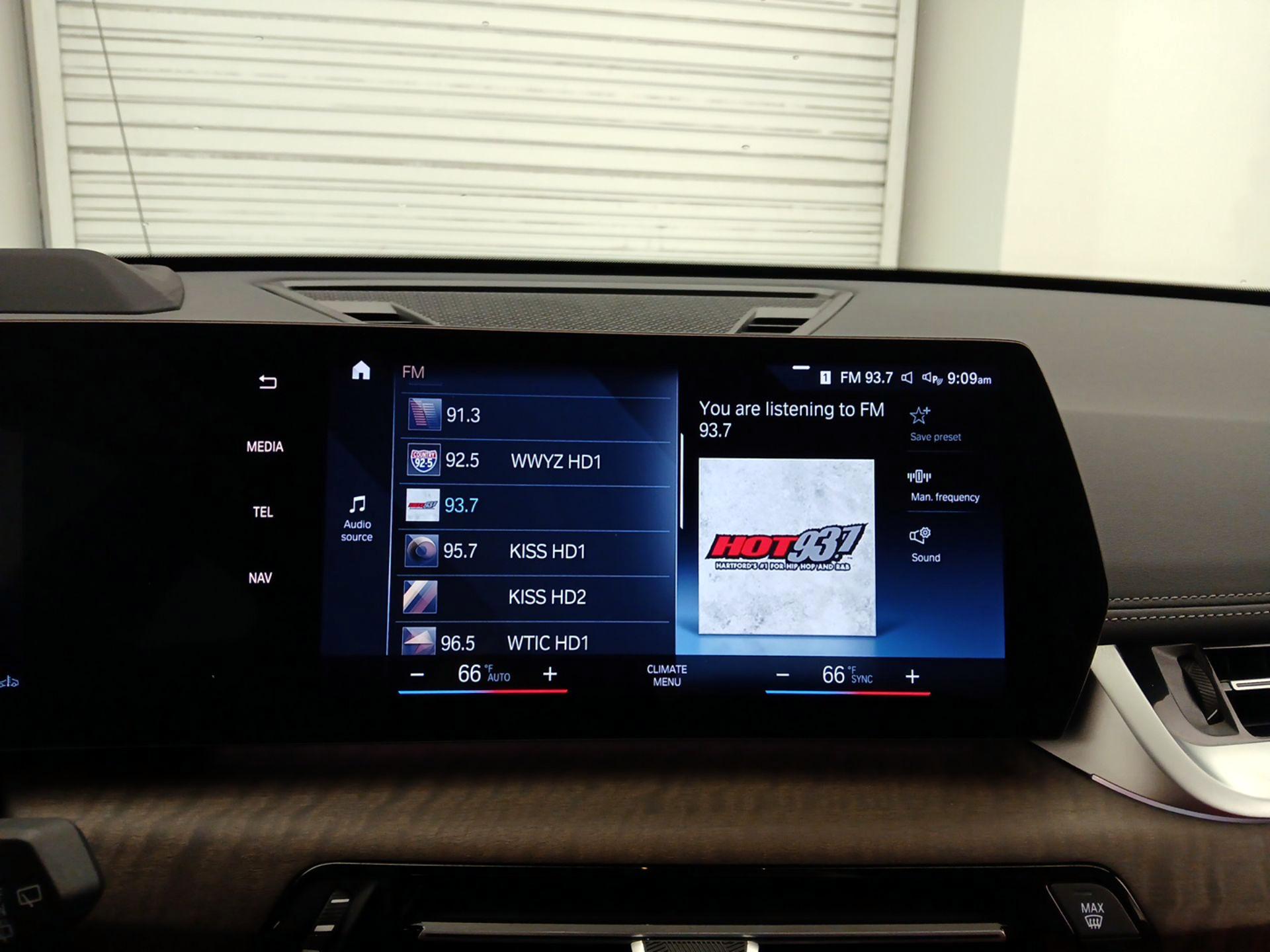 Thumbnail: 2023 BMW X1 - 15