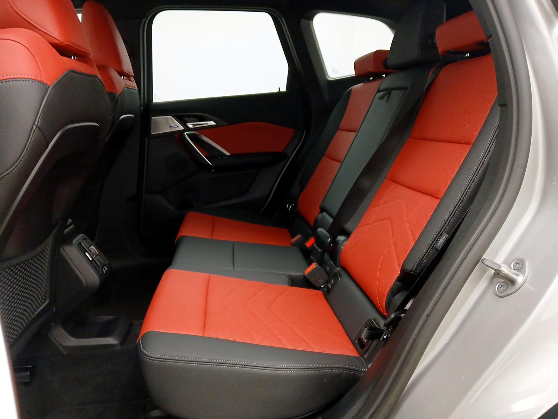 Thumbnail: 2023 BMW X1 - 19