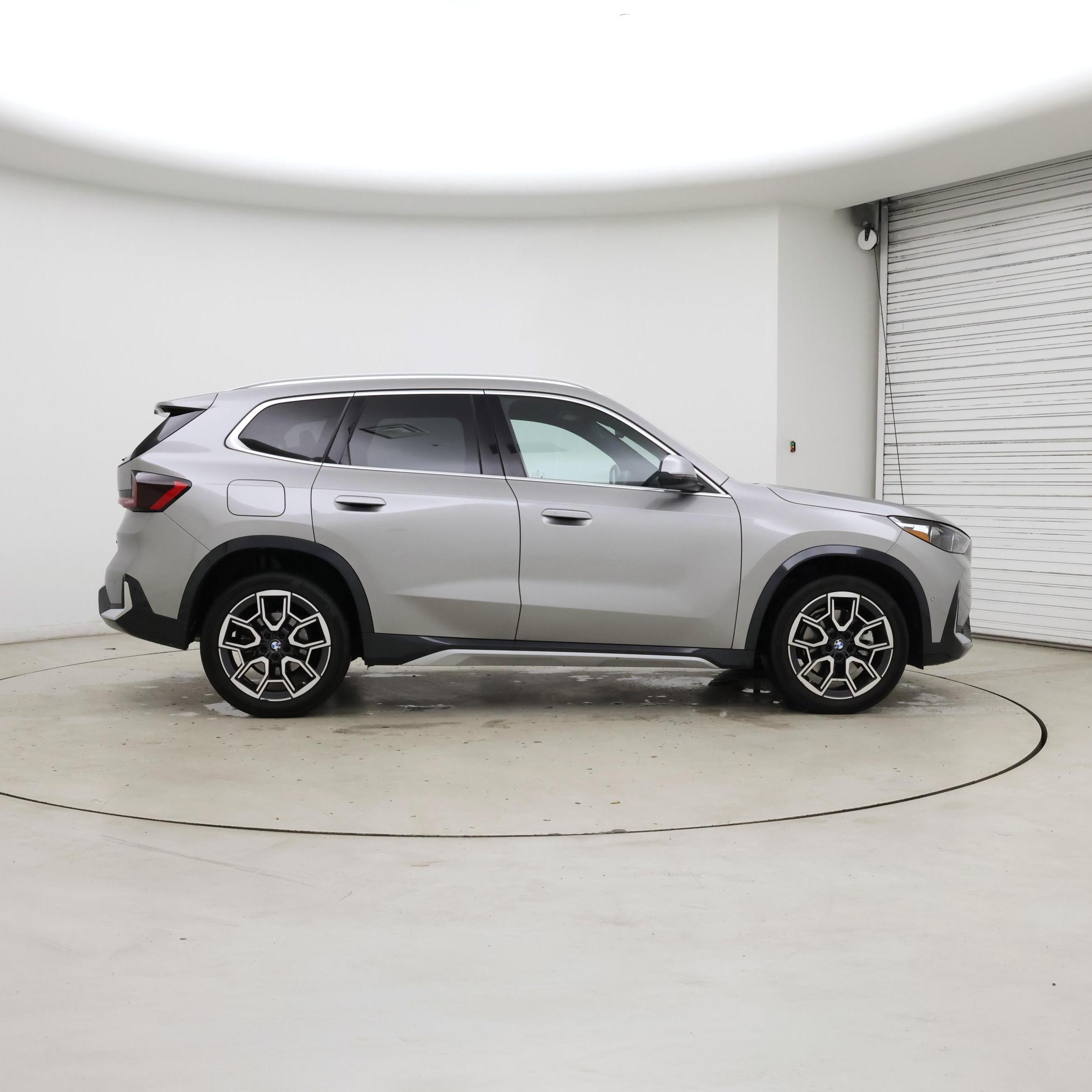 Thumbnail: 2023 BMW X1 - 7