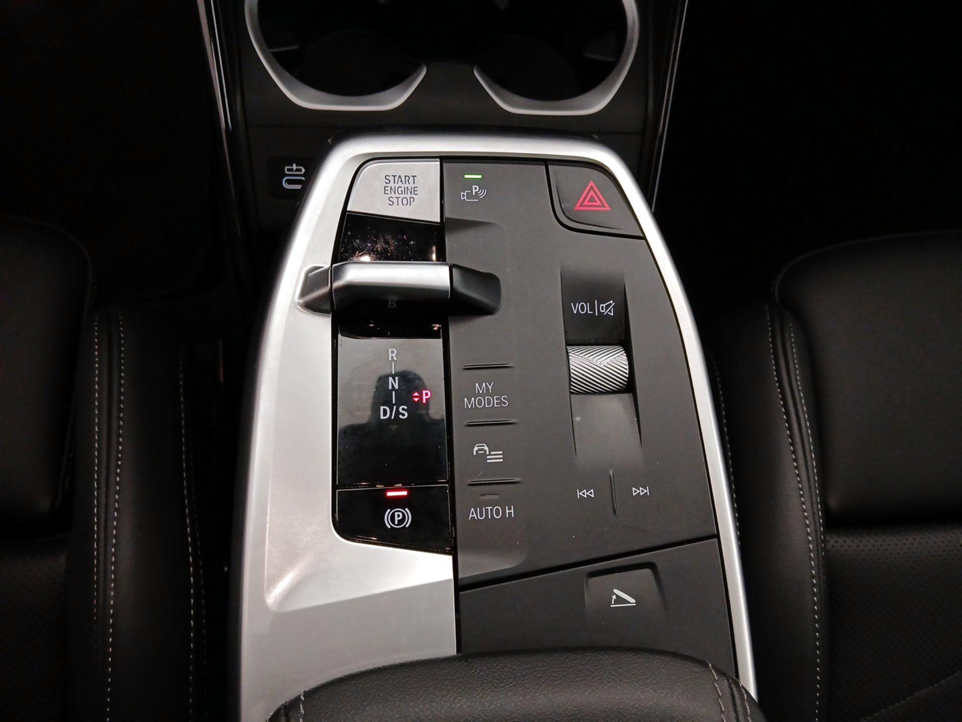 Thumbnail: 2025 BMW X2 - 17