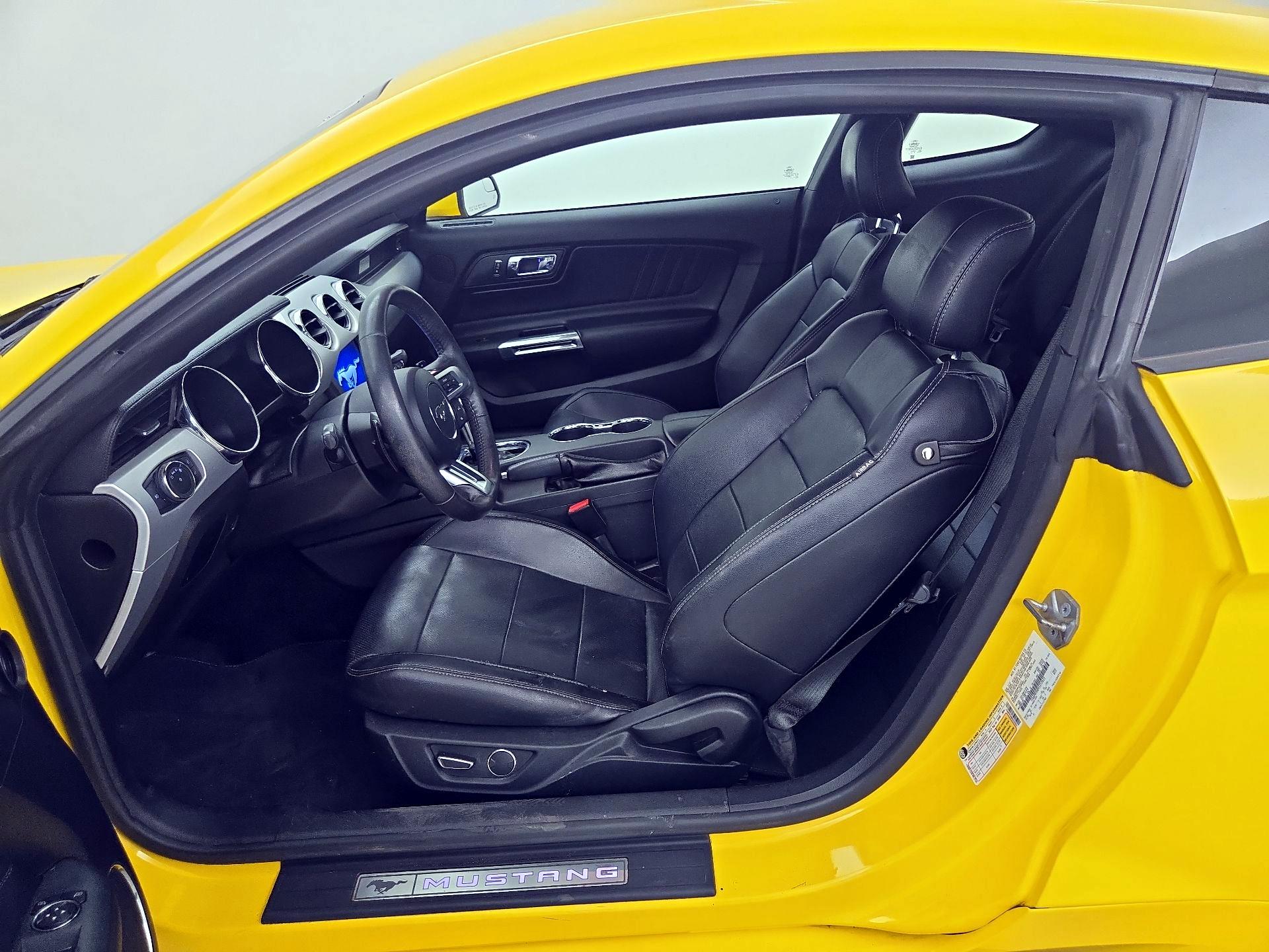 Thumbnail: 2017 Ford Mustang - 11