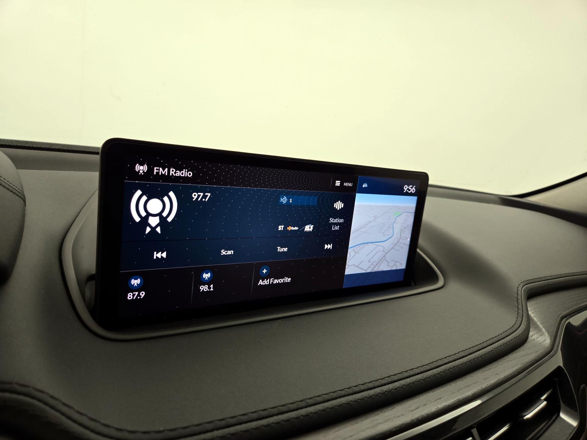 Thumbnail: 2022 Acura MDX - 16