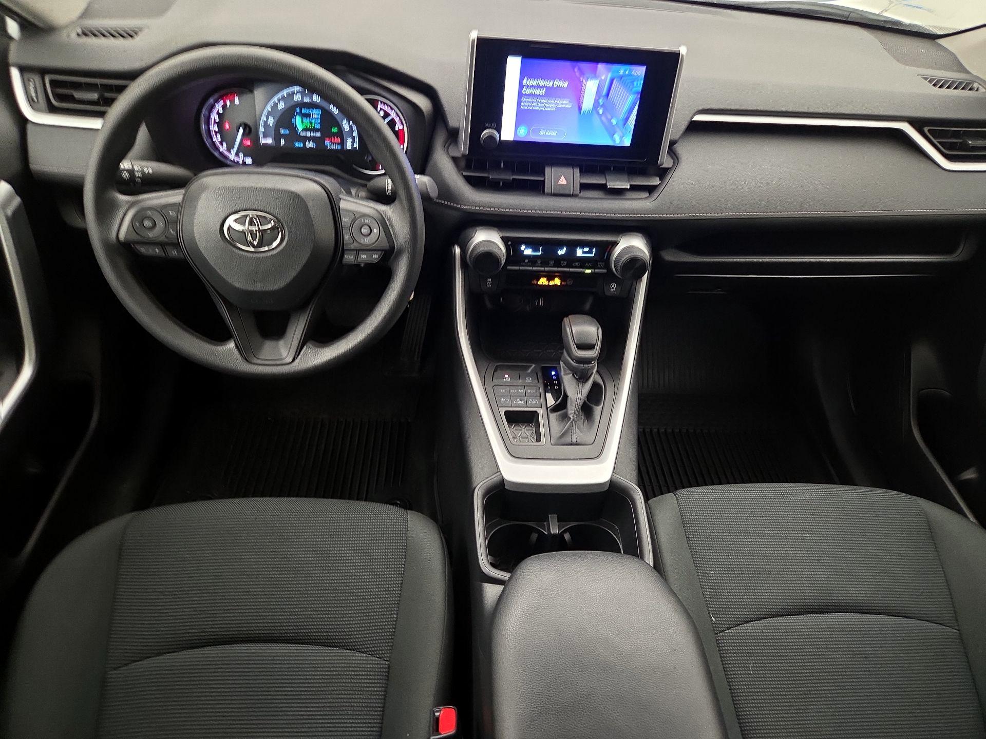 Thumbnail: 2024 Toyota RAV4 - 9