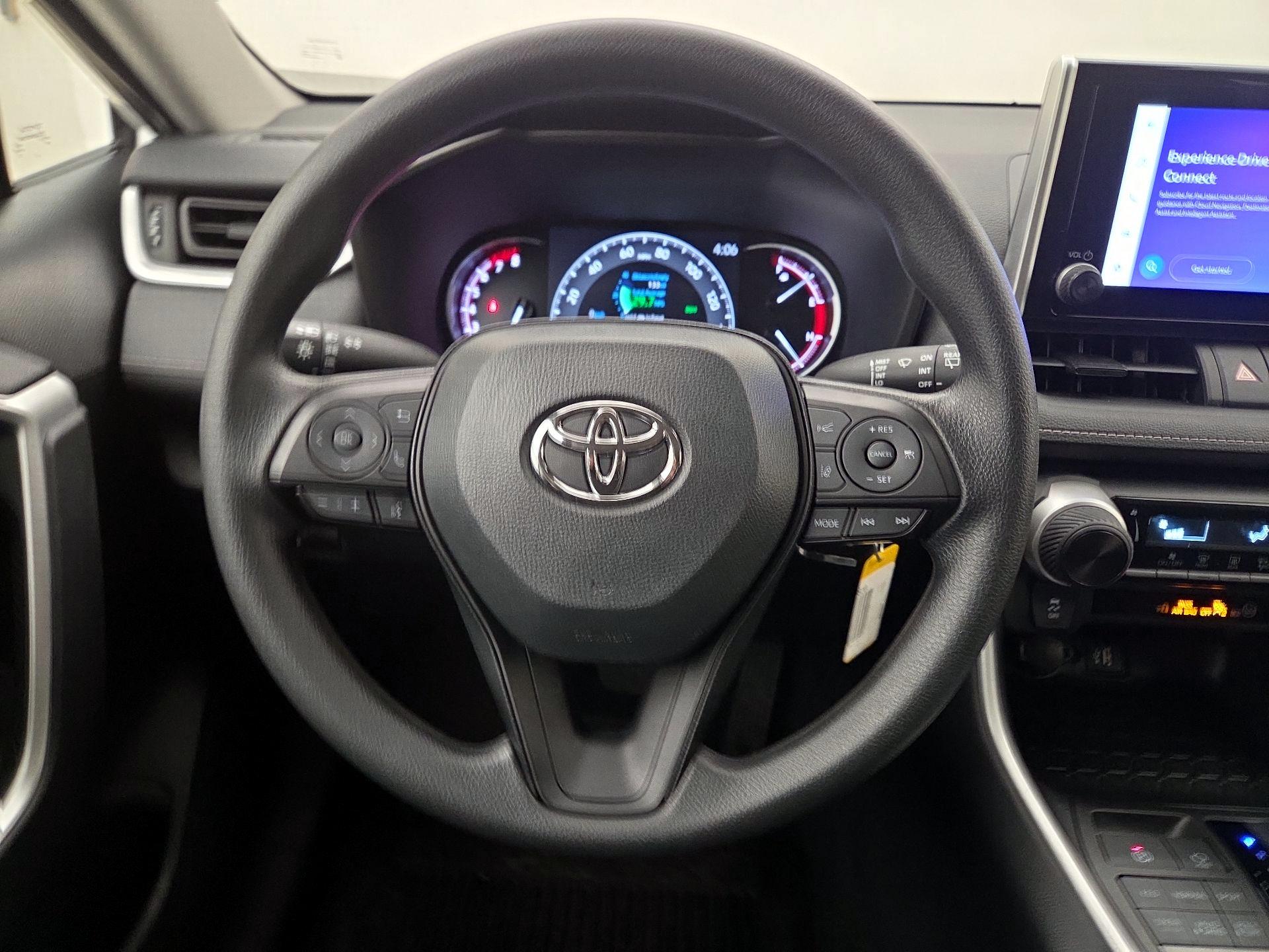 Thumbnail: 2024 Toyota RAV4 - 10