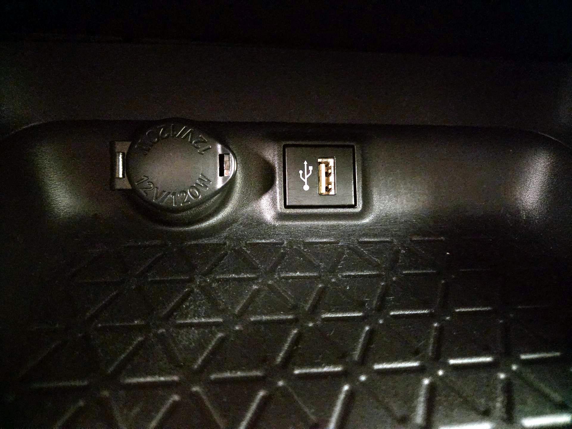 Thumbnail: 2024 Toyota RAV4 - 18