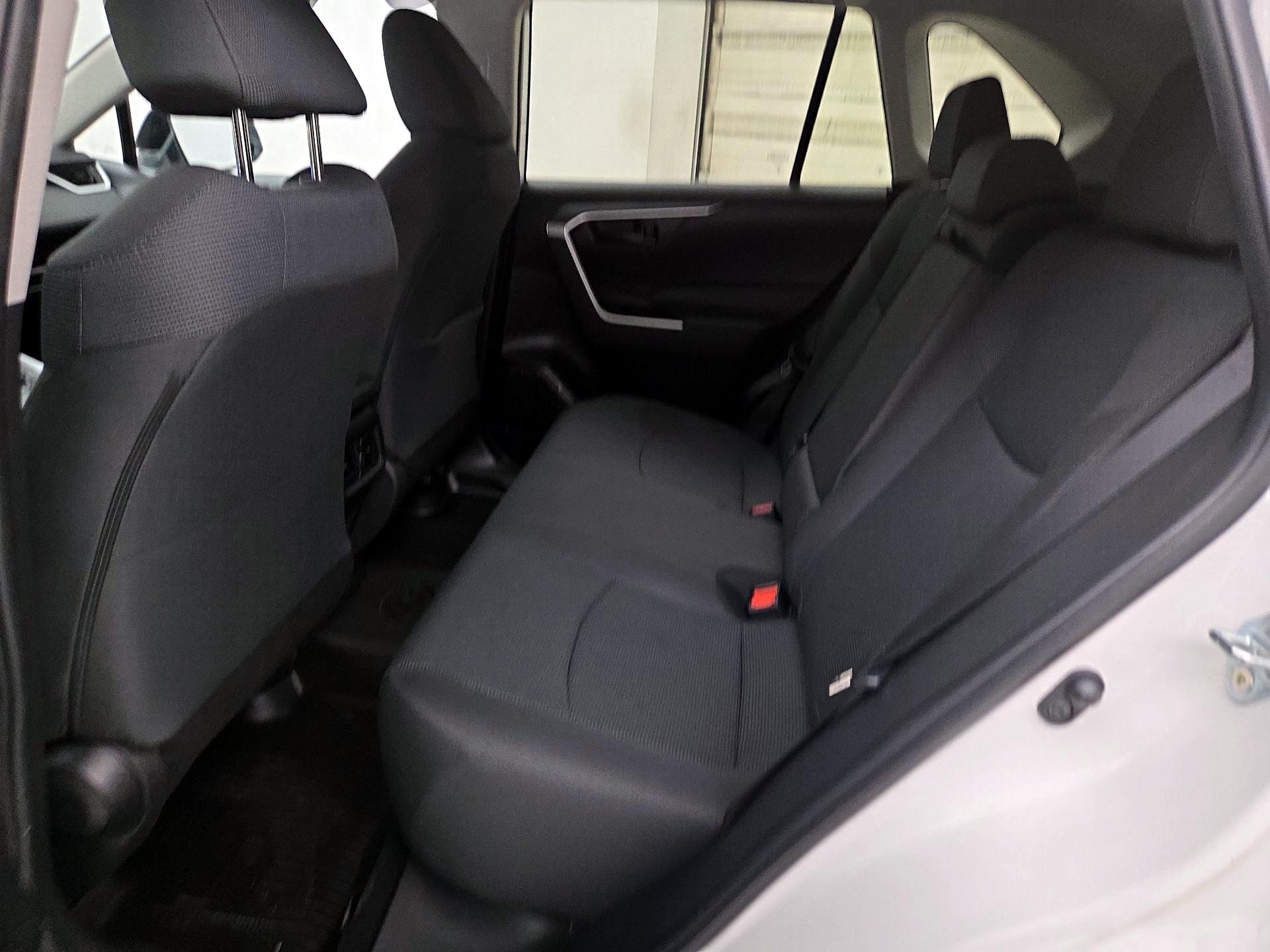 Thumbnail: 2024 Toyota RAV4 - 19