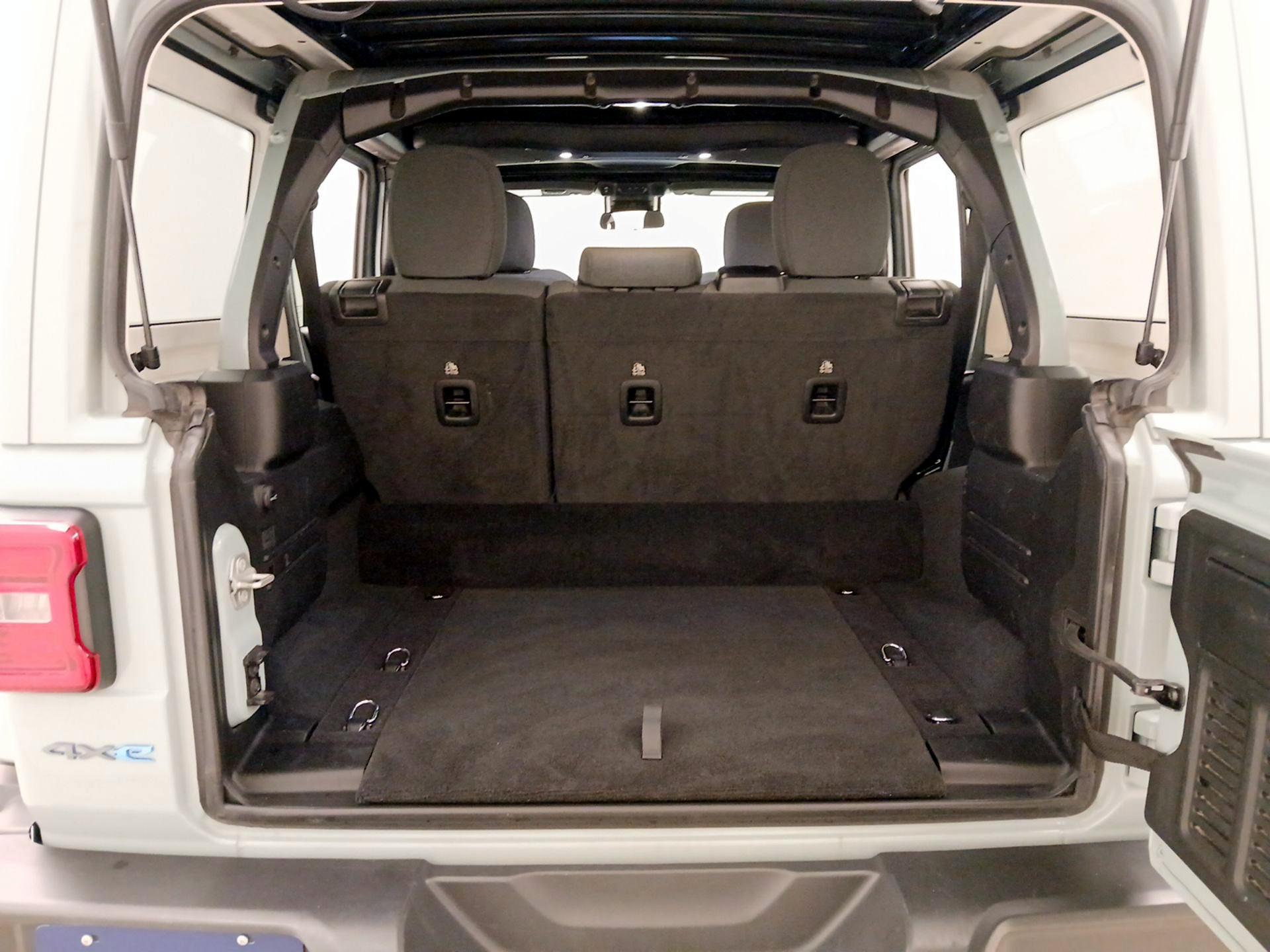 Thumbnail: 2024 Jeep Wrangler - 19