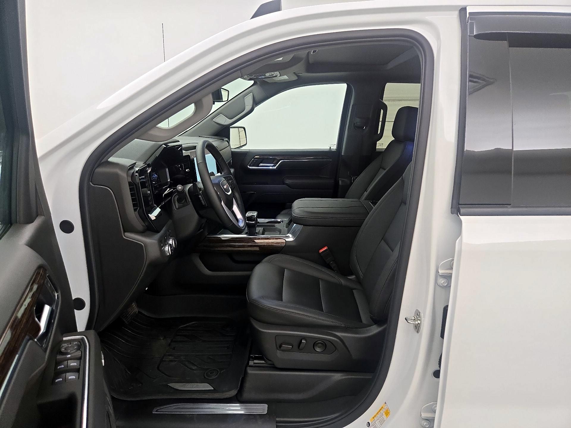 Thumbnail: 2025 GMC Sierra 1500 - 11