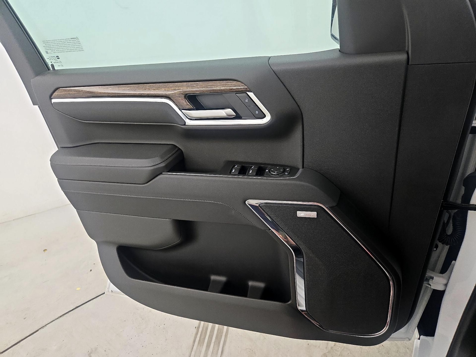 2025 GMC Sierra 1500 Elevation - Photo 13