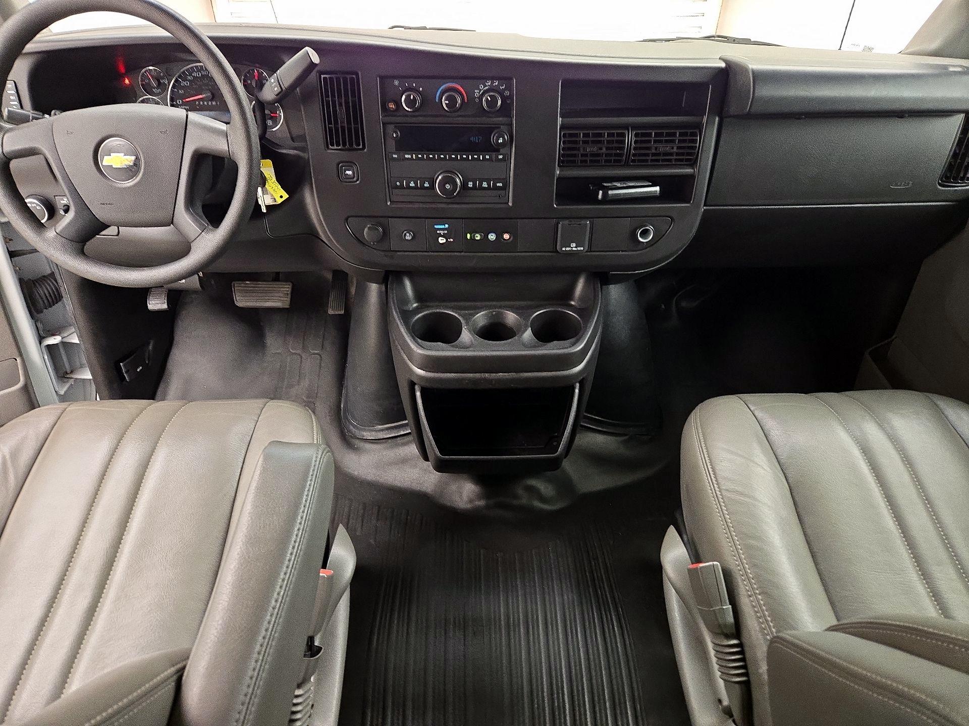 Thumbnail: 2022 Chevrolet Express - 9