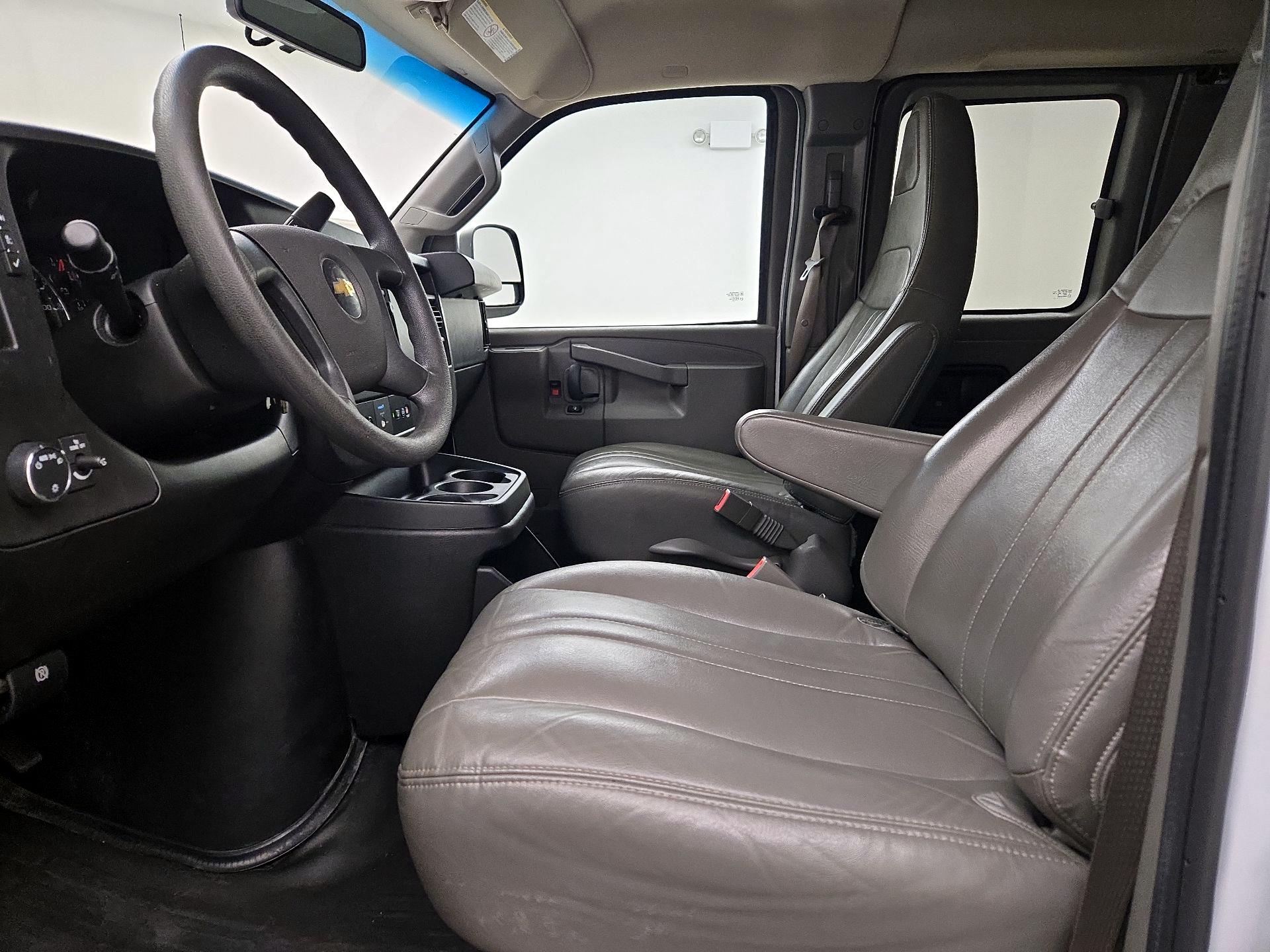 Thumbnail: 2022 Chevrolet Express - 11