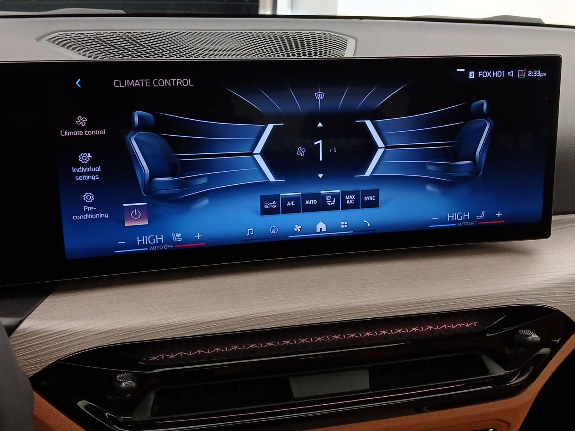 Thumbnail: 2025 BMW 3 Series - 17