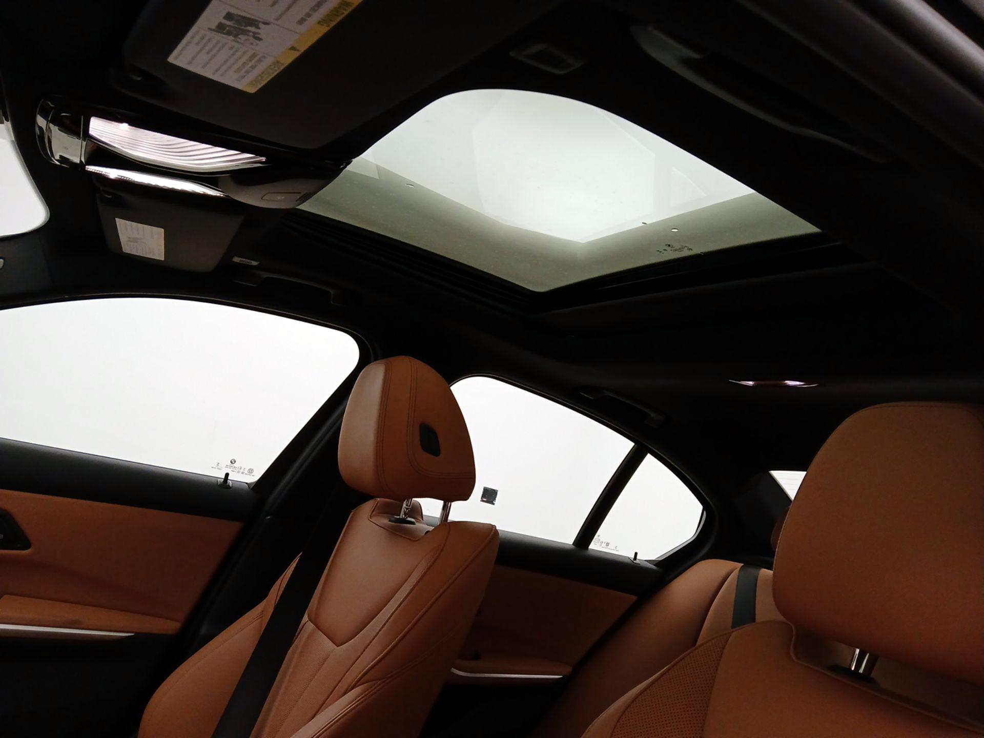 Thumbnail: 2025 BMW 3 Series - 20