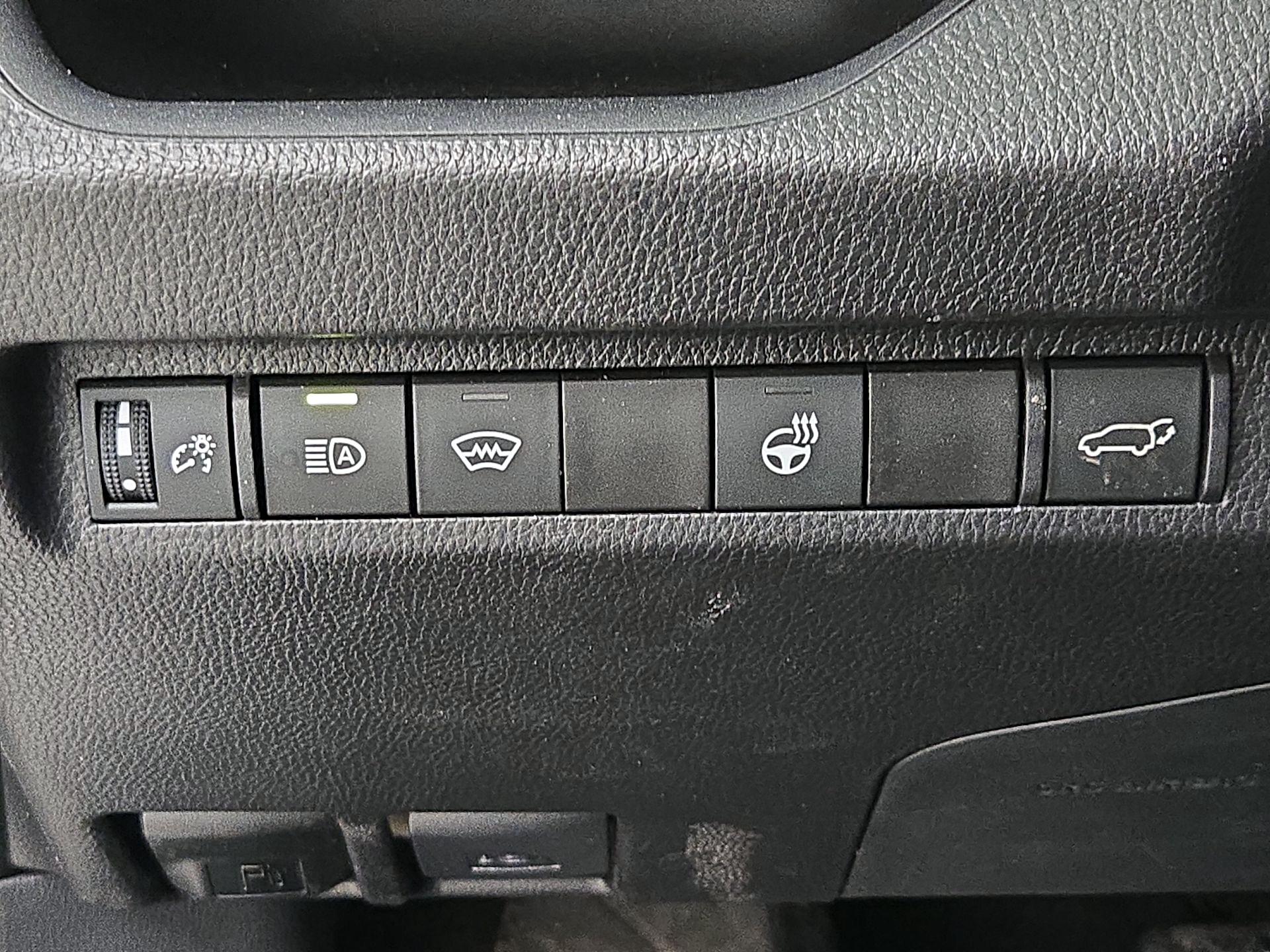 Thumbnail: 2025 Toyota RAV4 - 13