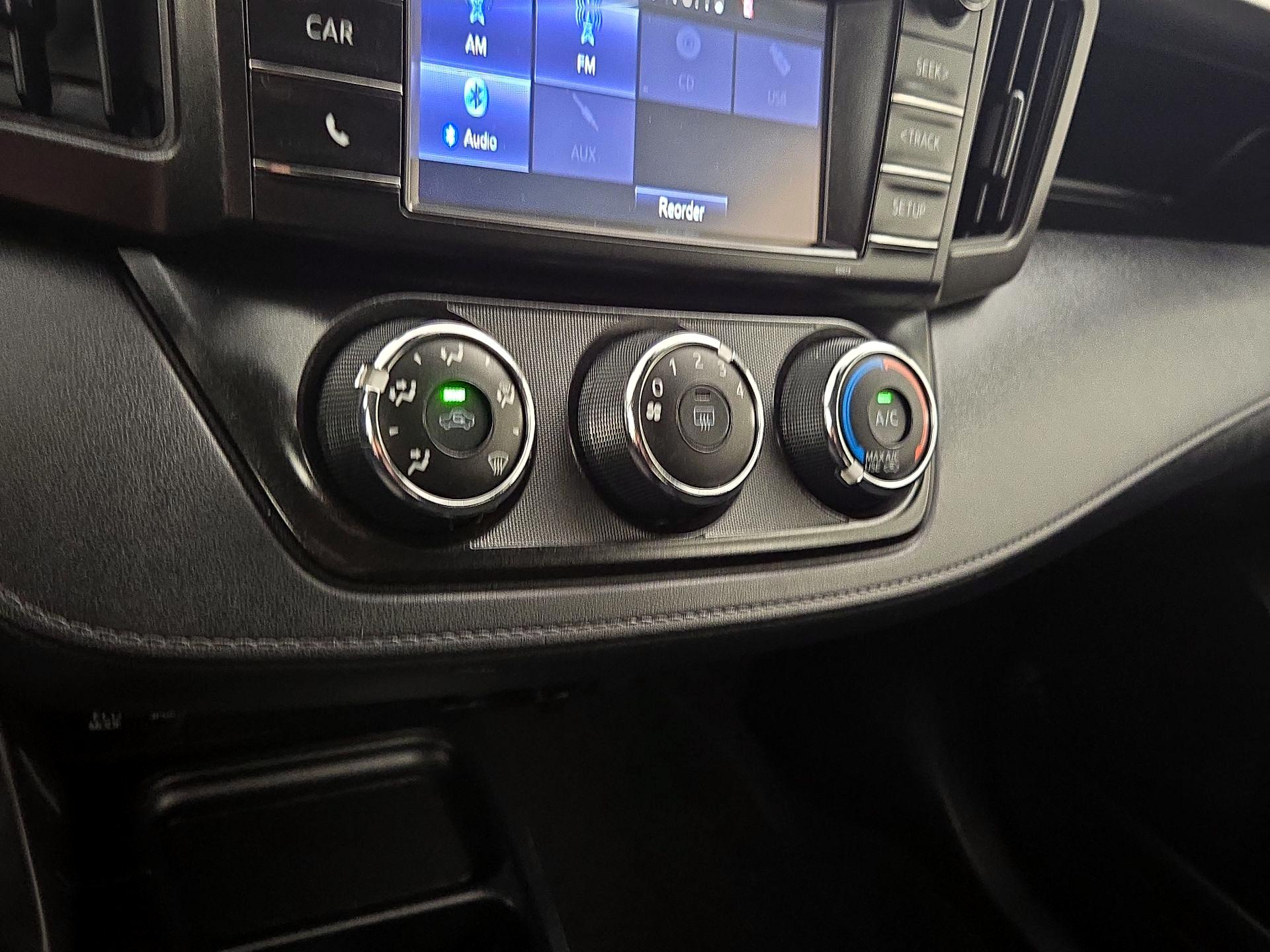 Thumbnail: 2017 Toyota RAV4 - 16