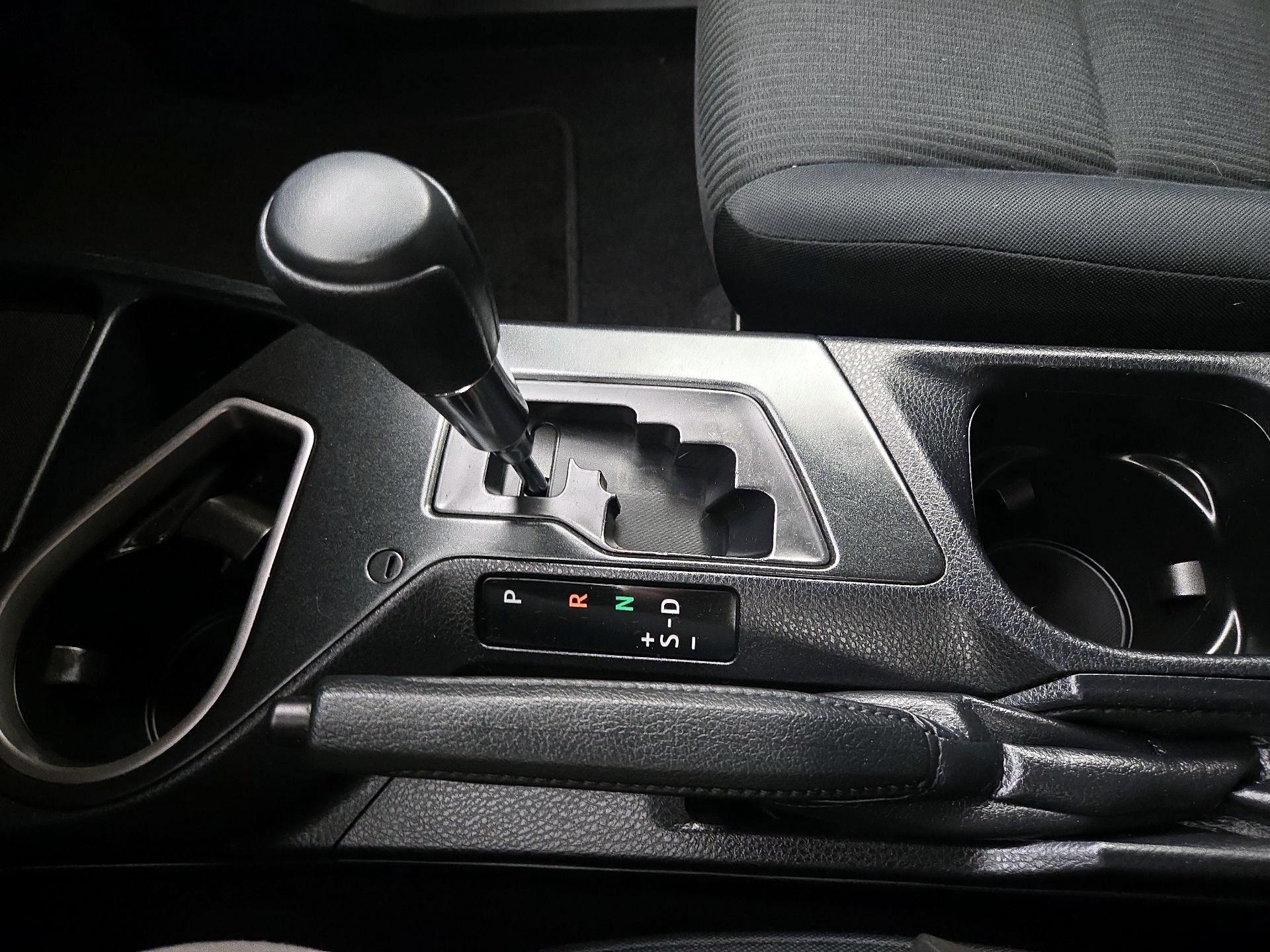 Thumbnail: 2017 Toyota RAV4 - 17