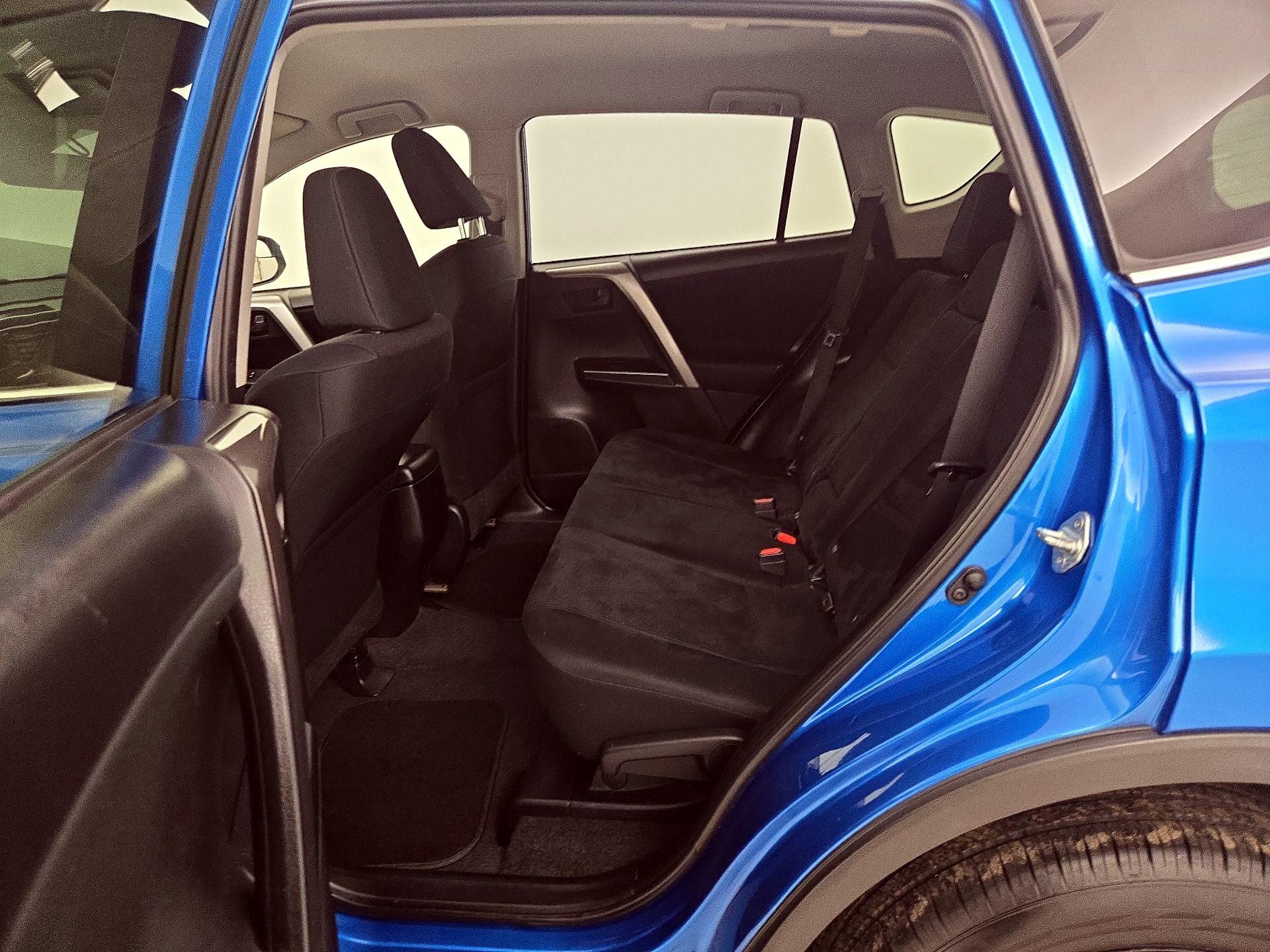 Thumbnail: 2017 Toyota RAV4 - 19