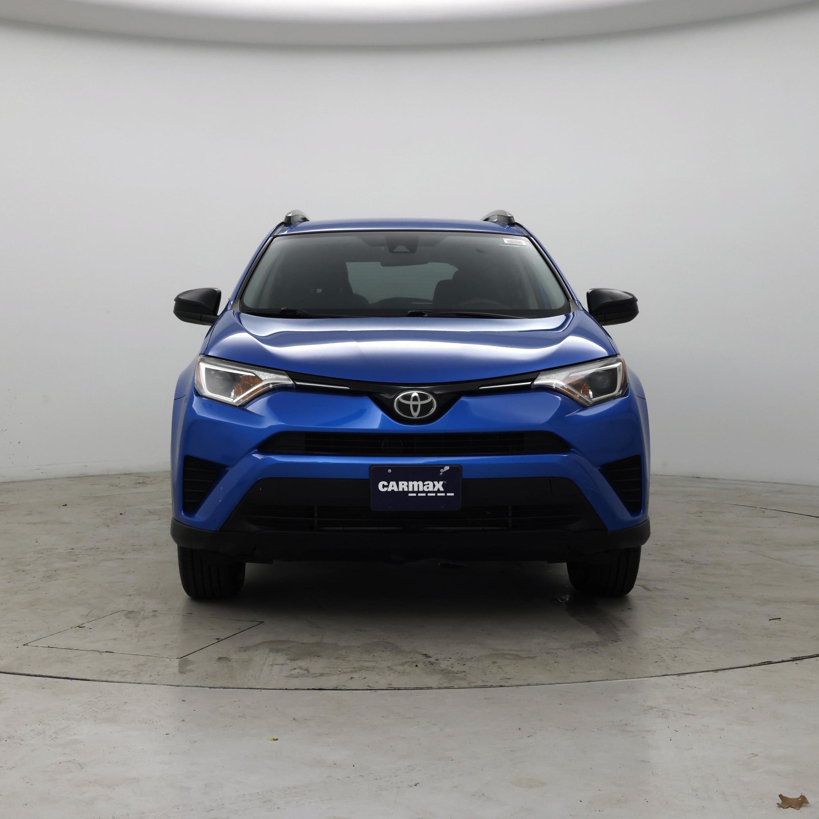 Thumbnail: 2017 Toyota RAV4 - 5