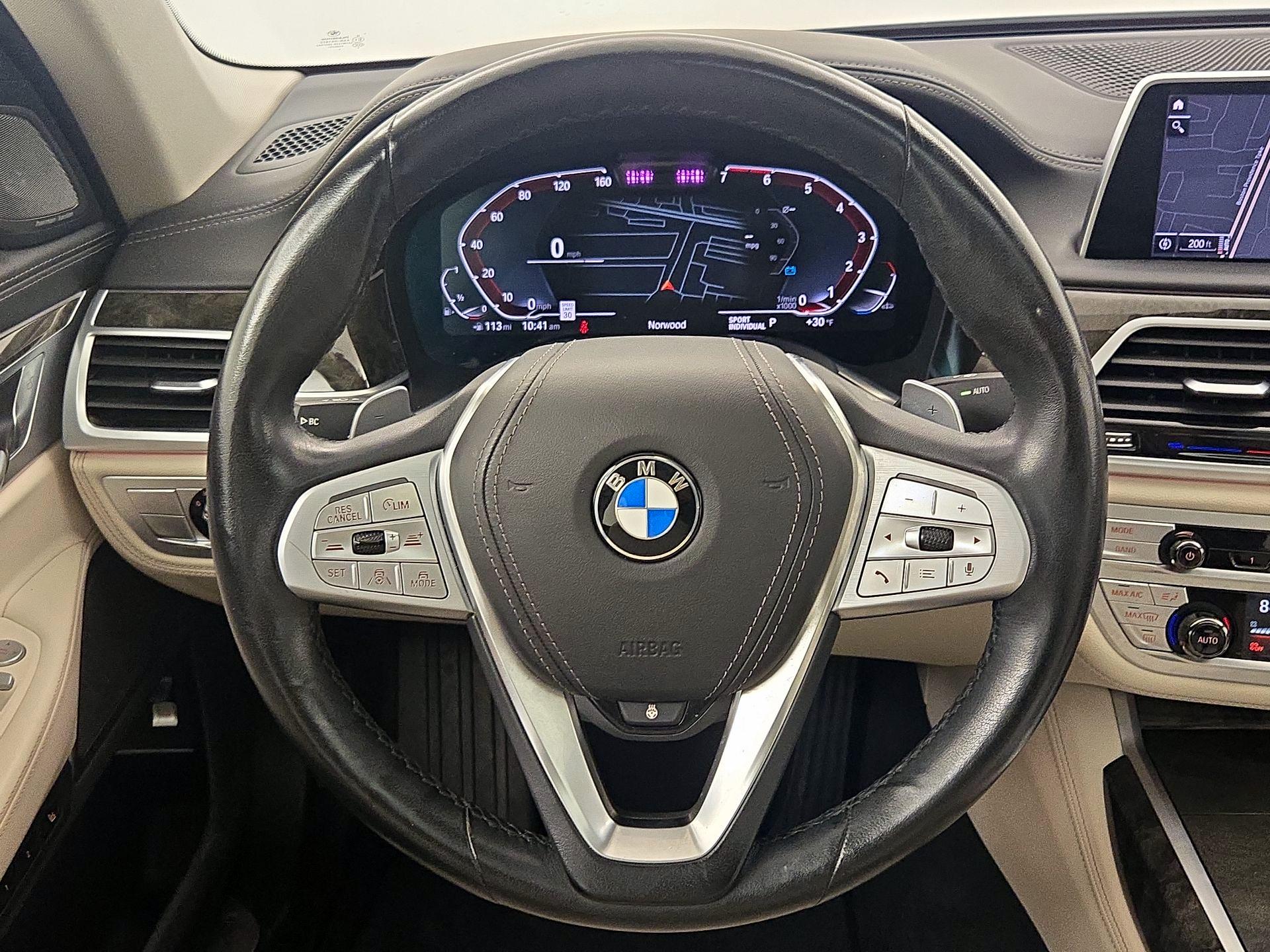 Thumbnail: 2021 BMW 7 Series - 10