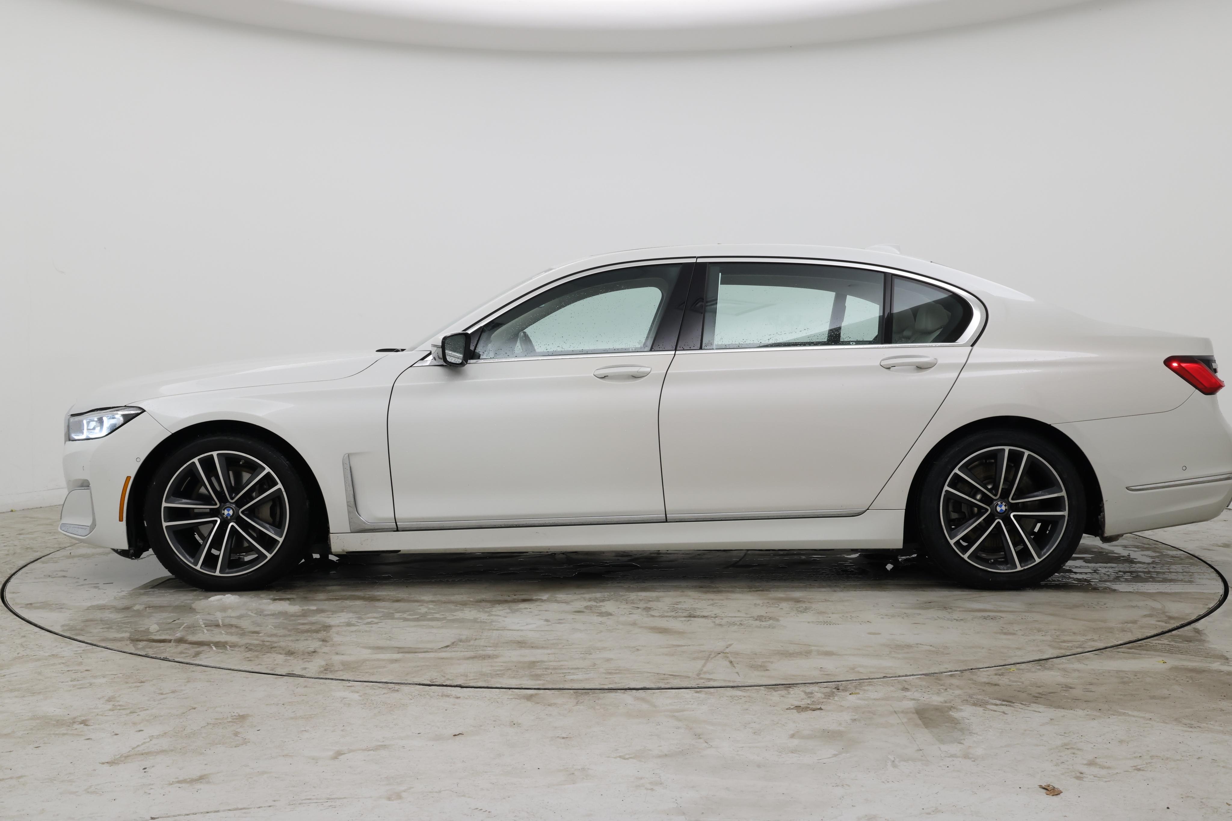 Thumbnail: 2021 BMW 7 Series - 3