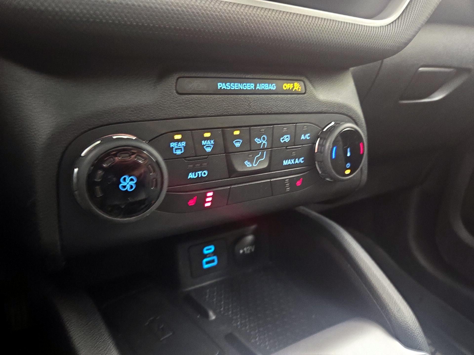 Thumbnail: 2022 Ford Bronco Sport - 16