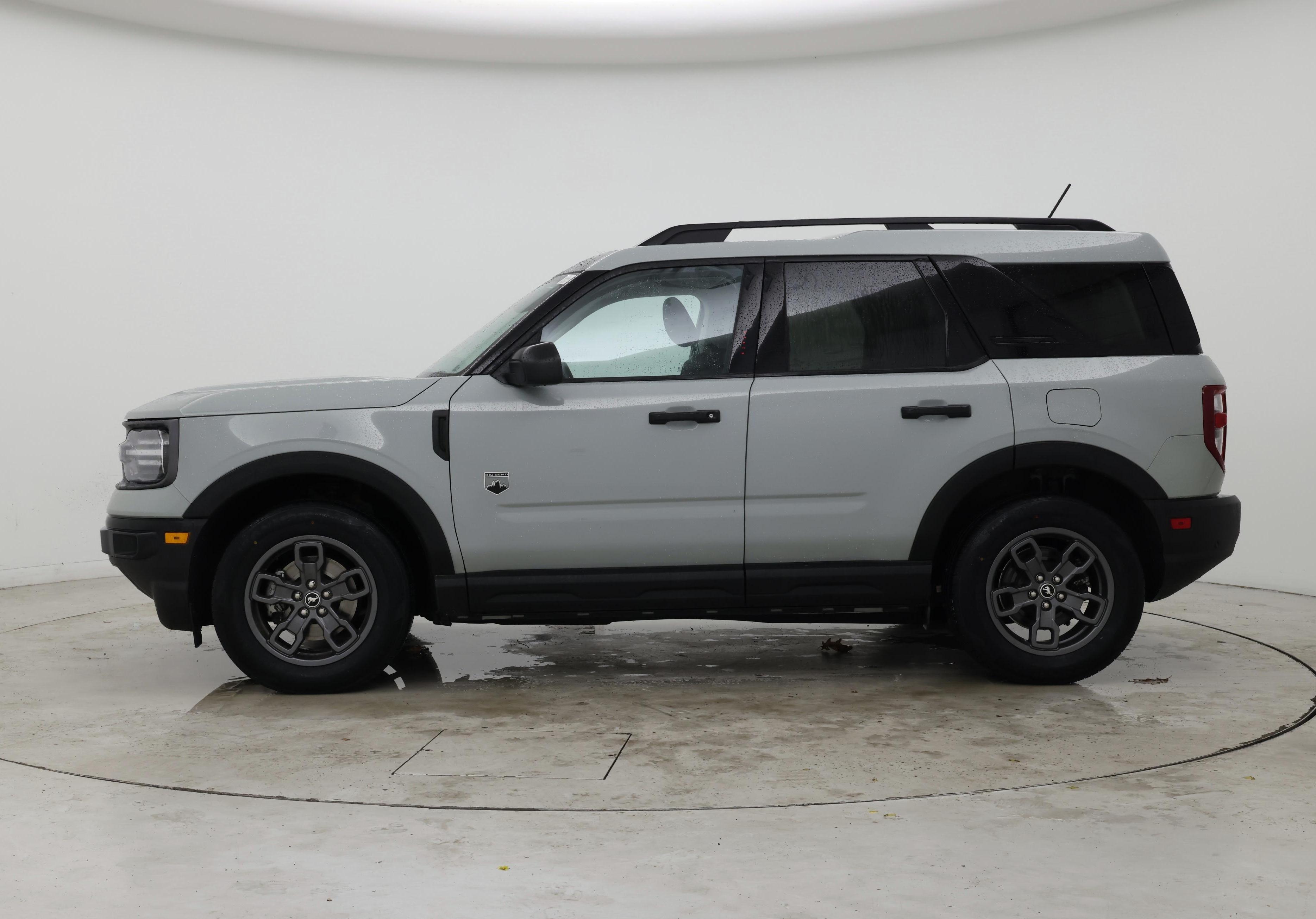 Thumbnail: 2022 Ford Bronco Sport - 3