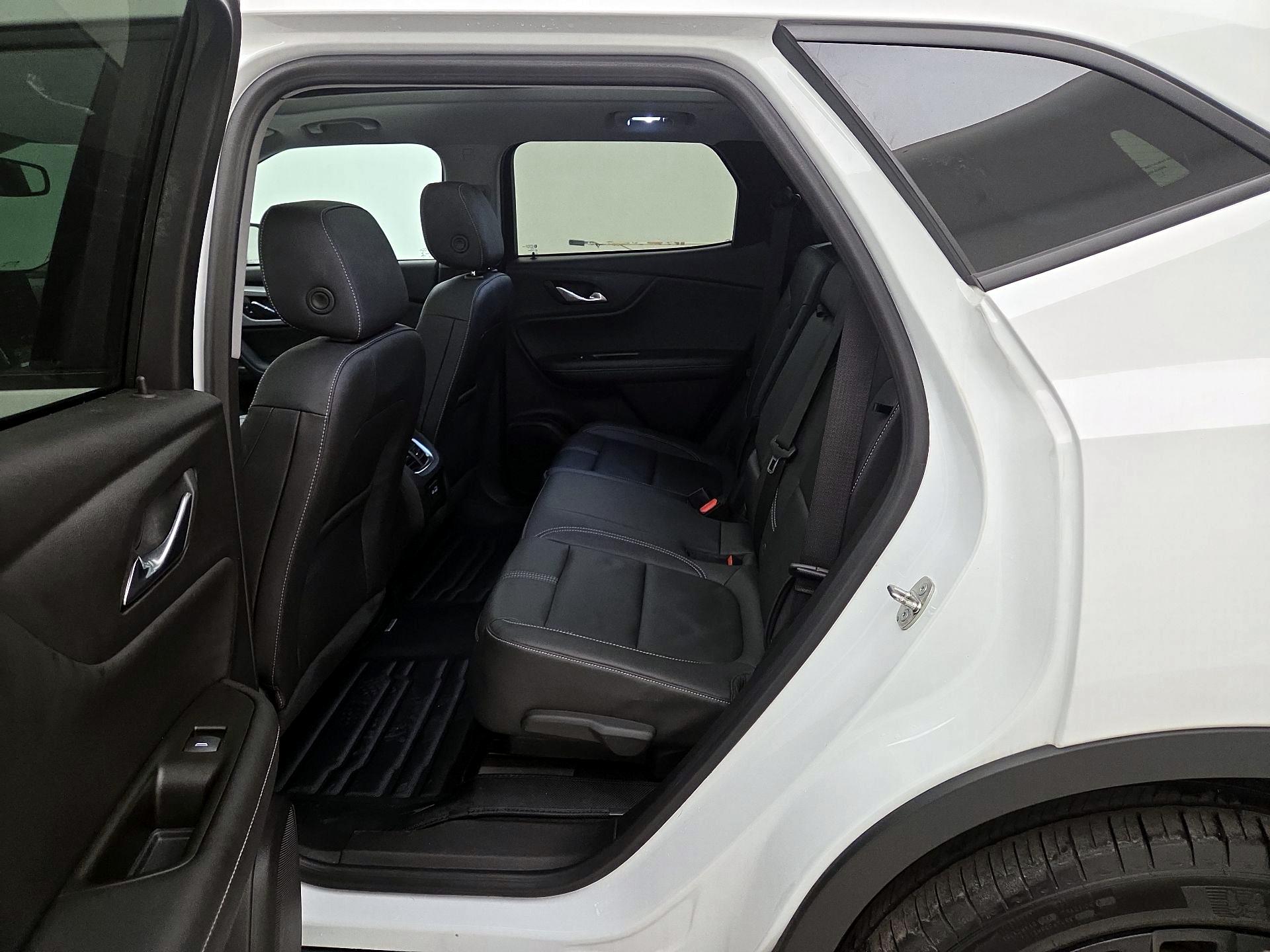 Thumbnail: 2023 Chevrolet Blazer - 20