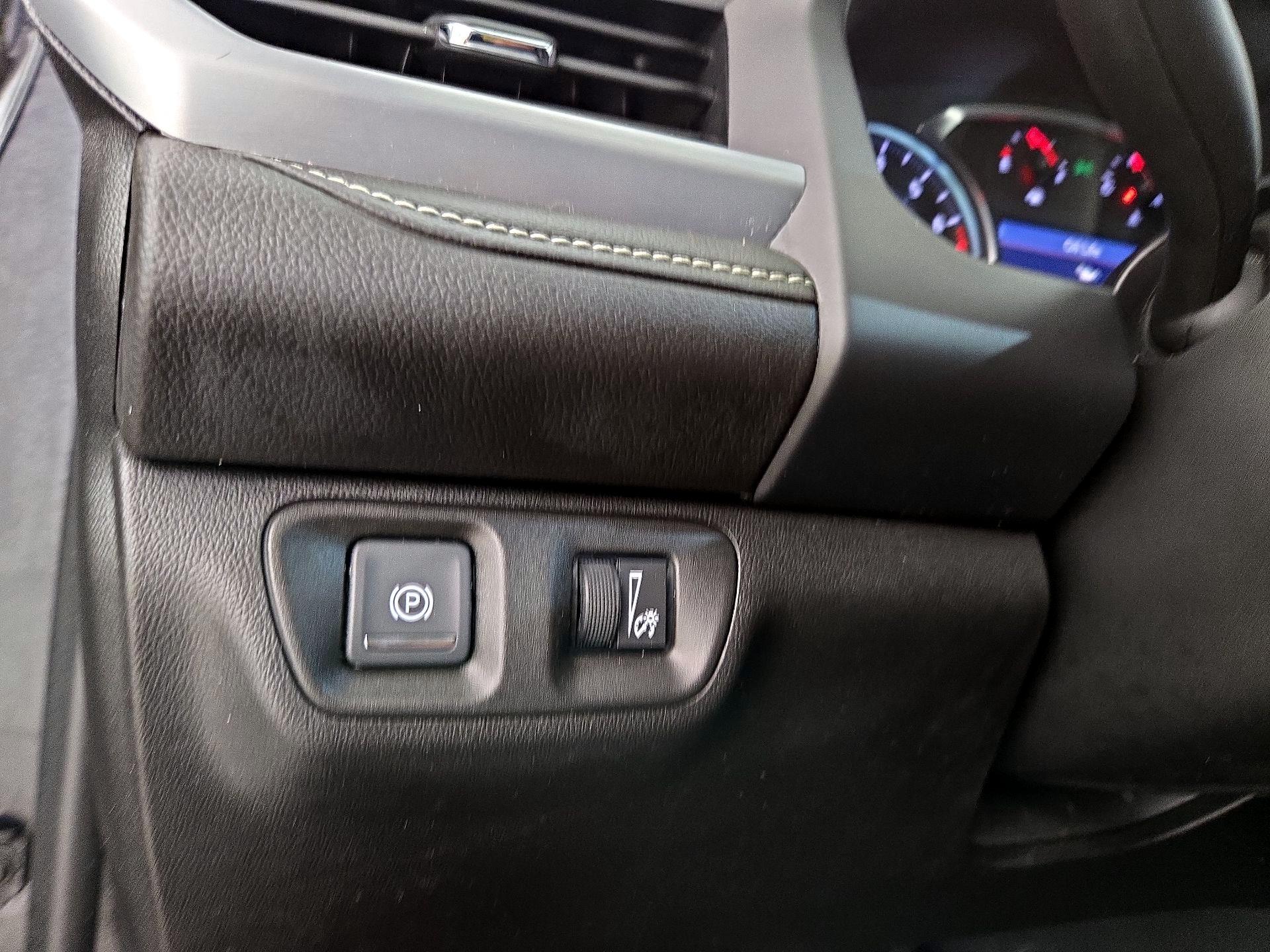 Thumbnail: 2022 GMC Acadia - 13