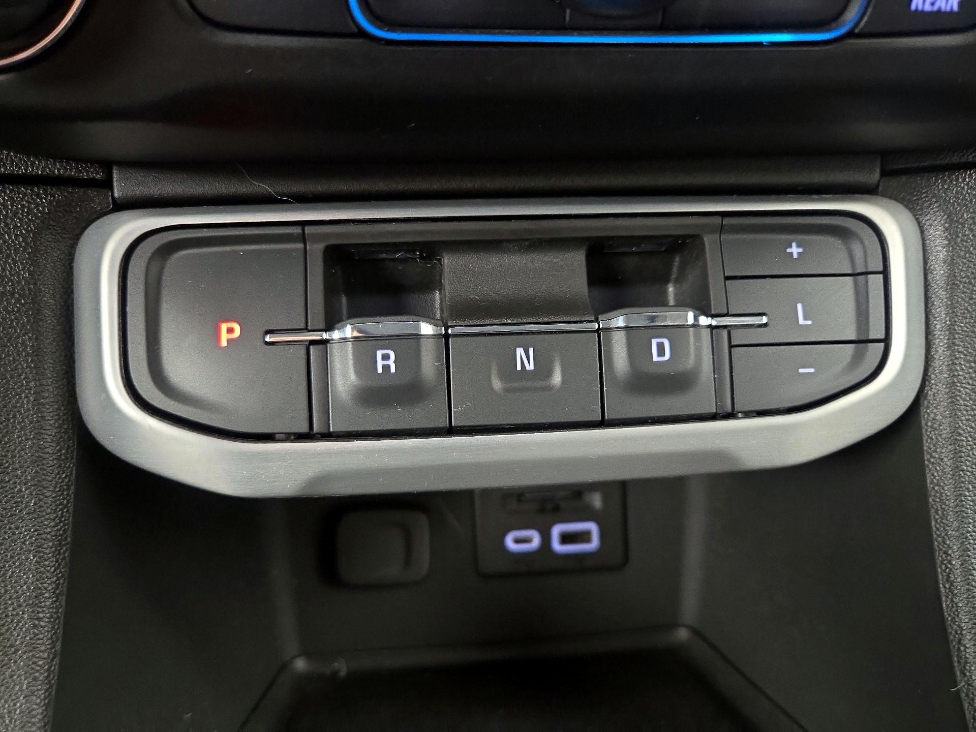 Thumbnail: 2023 GMC Acadia - 17