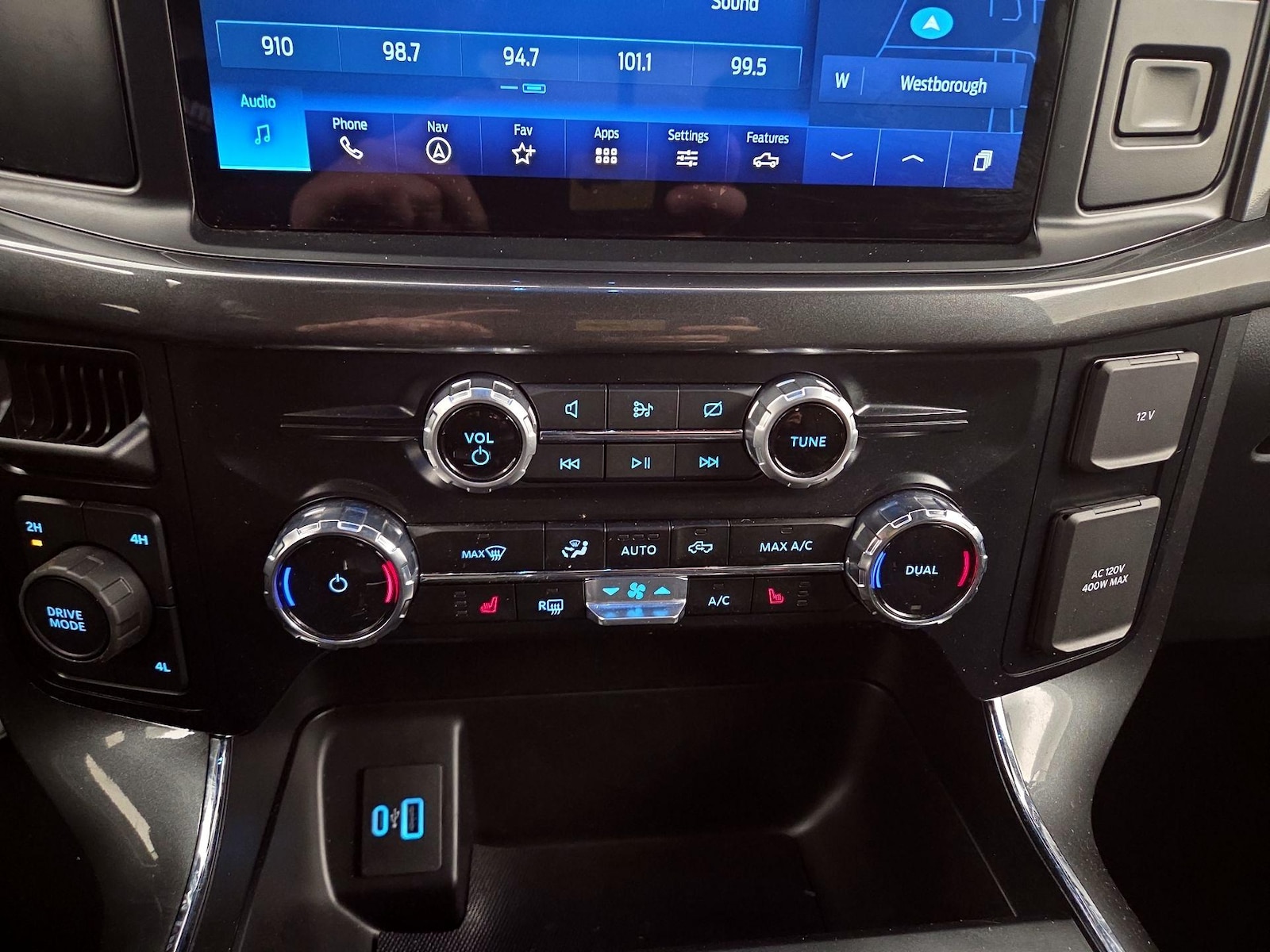2023 Ford F-150 XLT - Photo 18