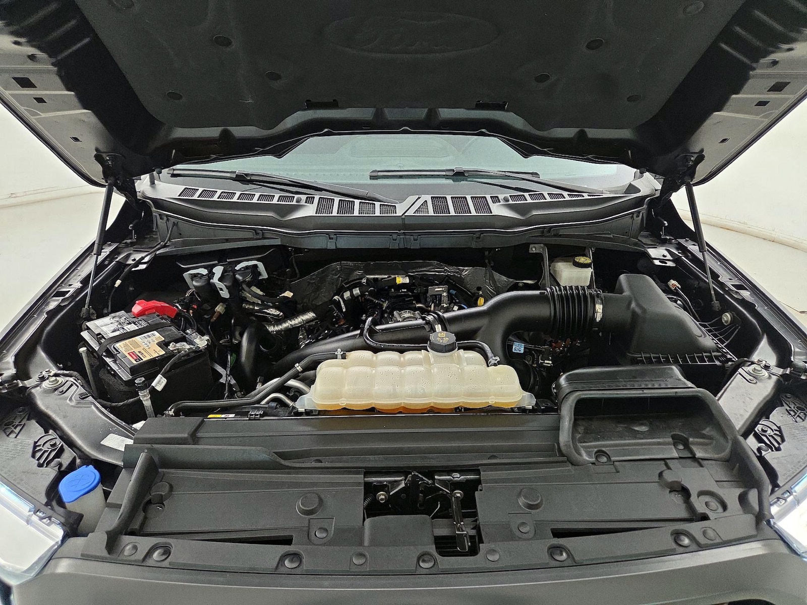 2023 Ford F-150 XLT - Photo 23