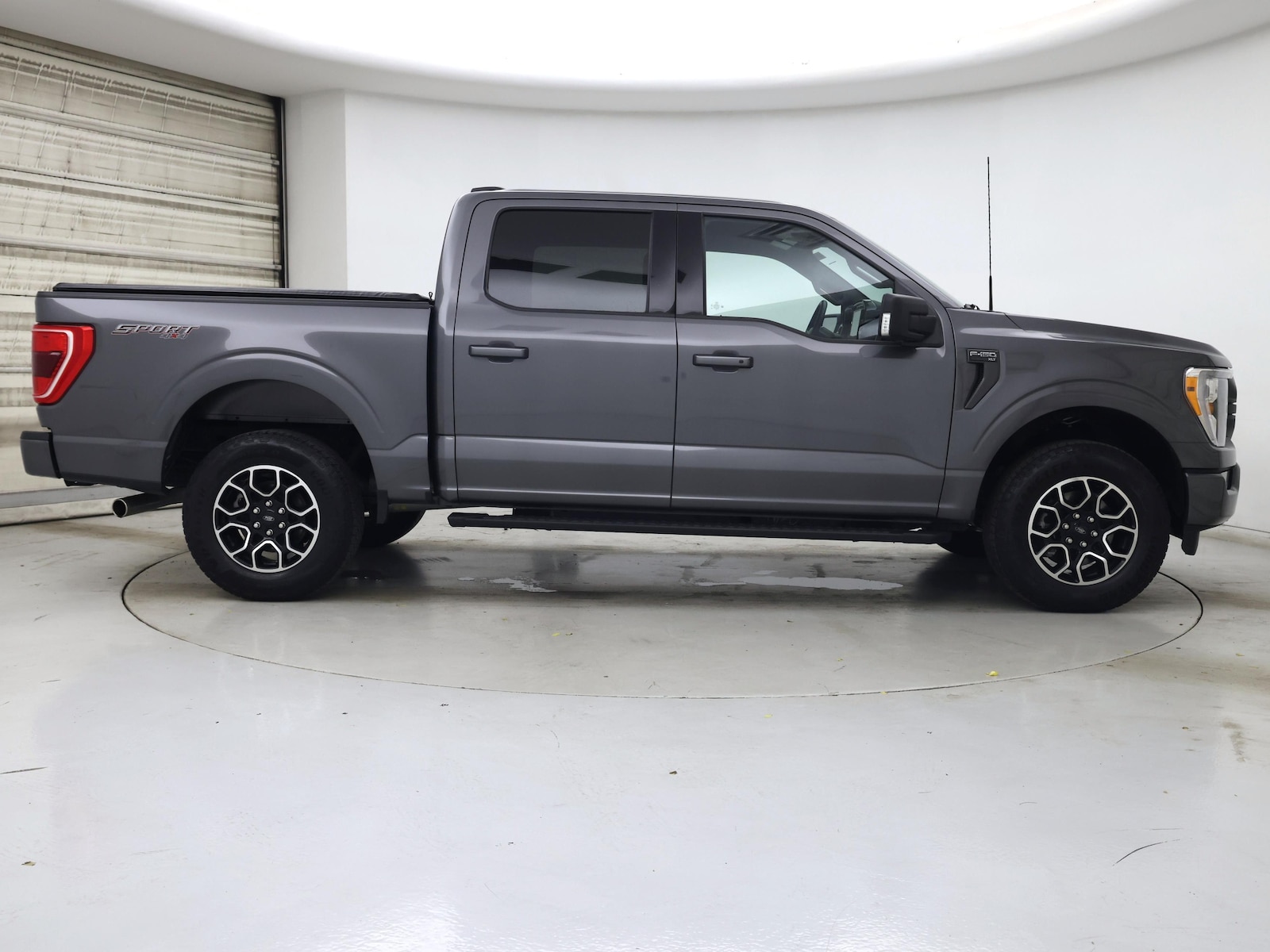 2023 Ford F-150 XLT - Photo 8