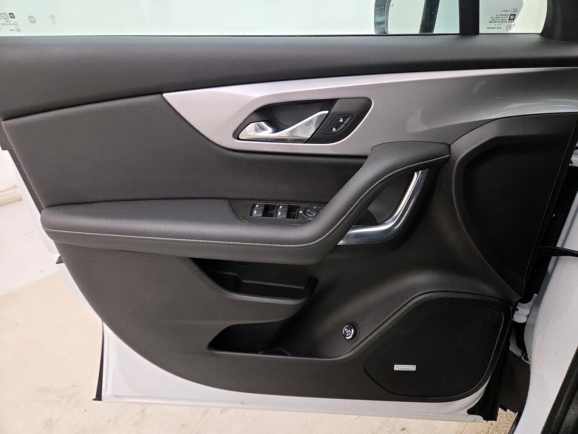 Thumbnail: 2023 Chevrolet Blazer - 12