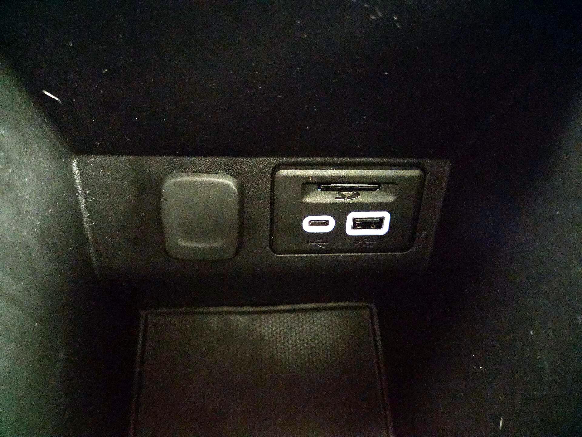 Thumbnail: 2023 Chevrolet Blazer - 19