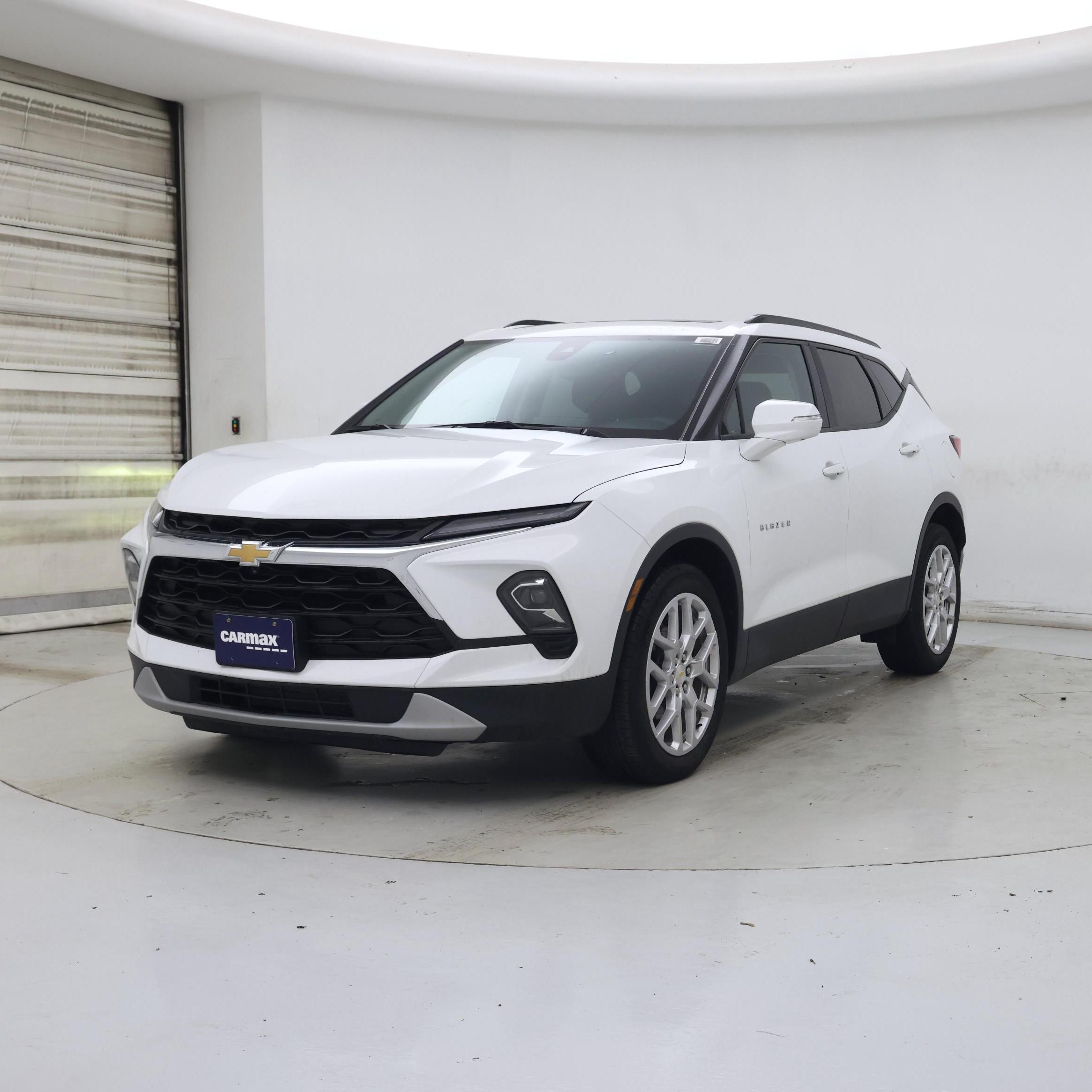 Thumbnail: 2023 Chevrolet Blazer - 4