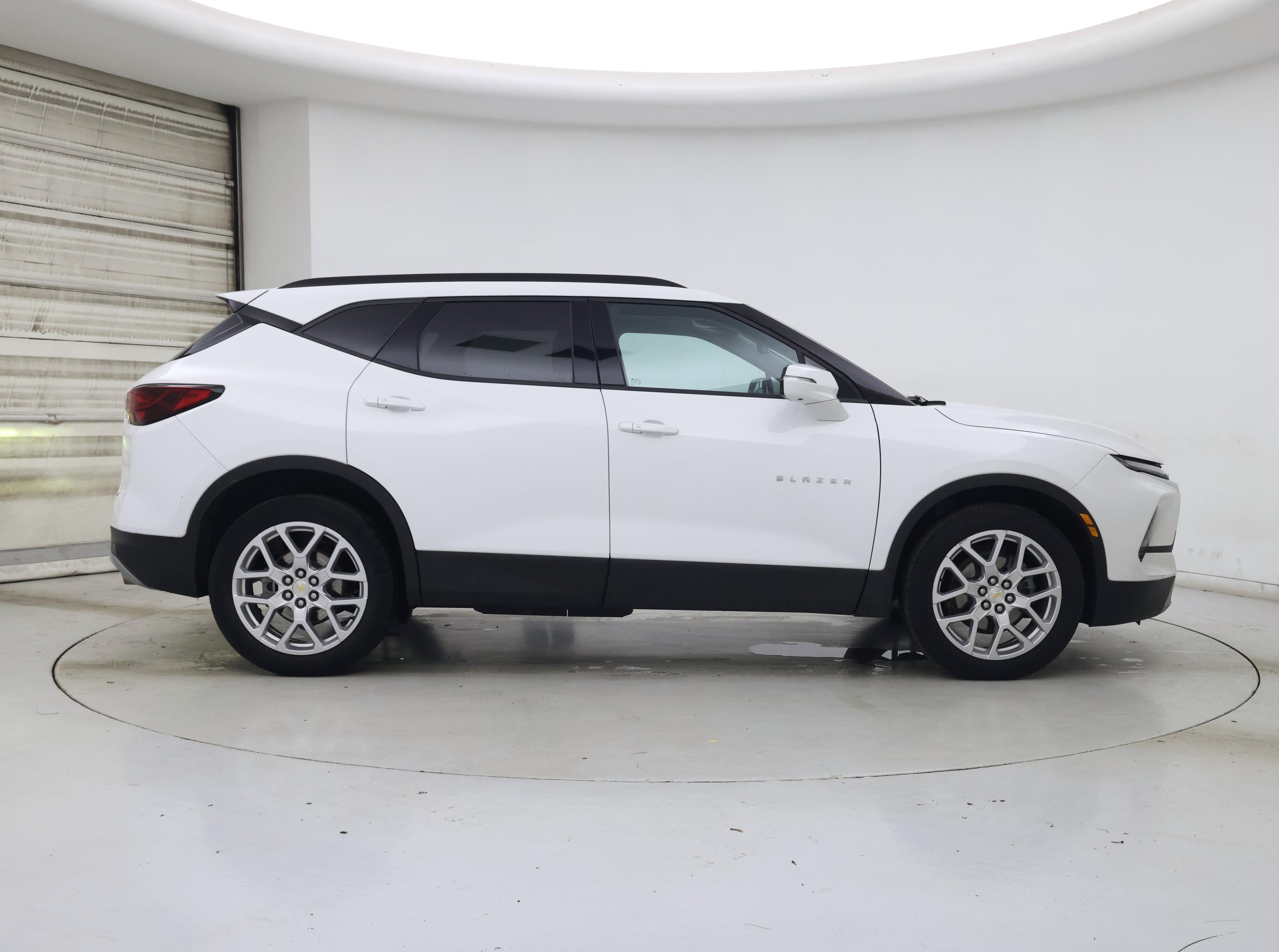 Thumbnail: 2023 Chevrolet Blazer - 7